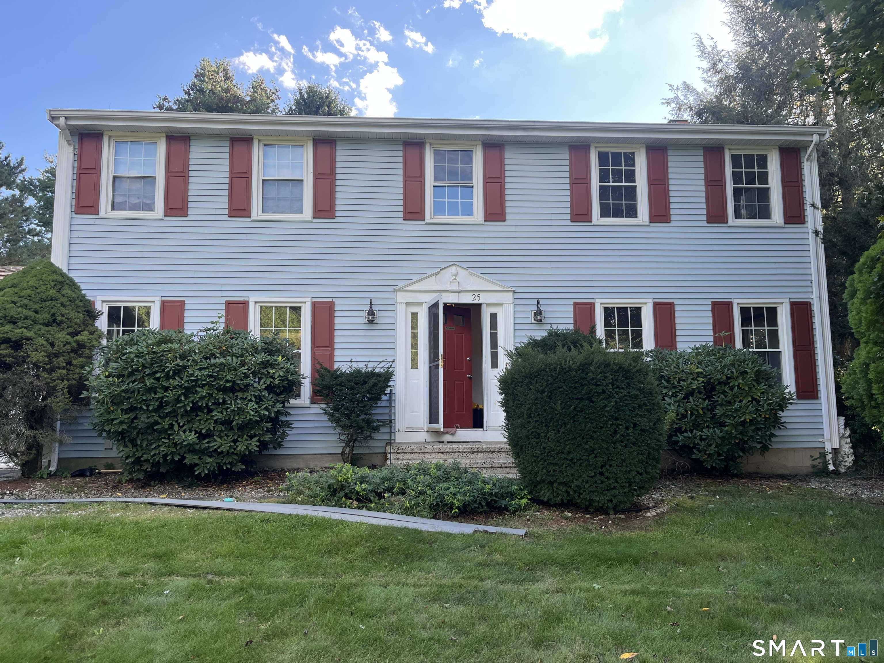 25 Margaret Drive — photo