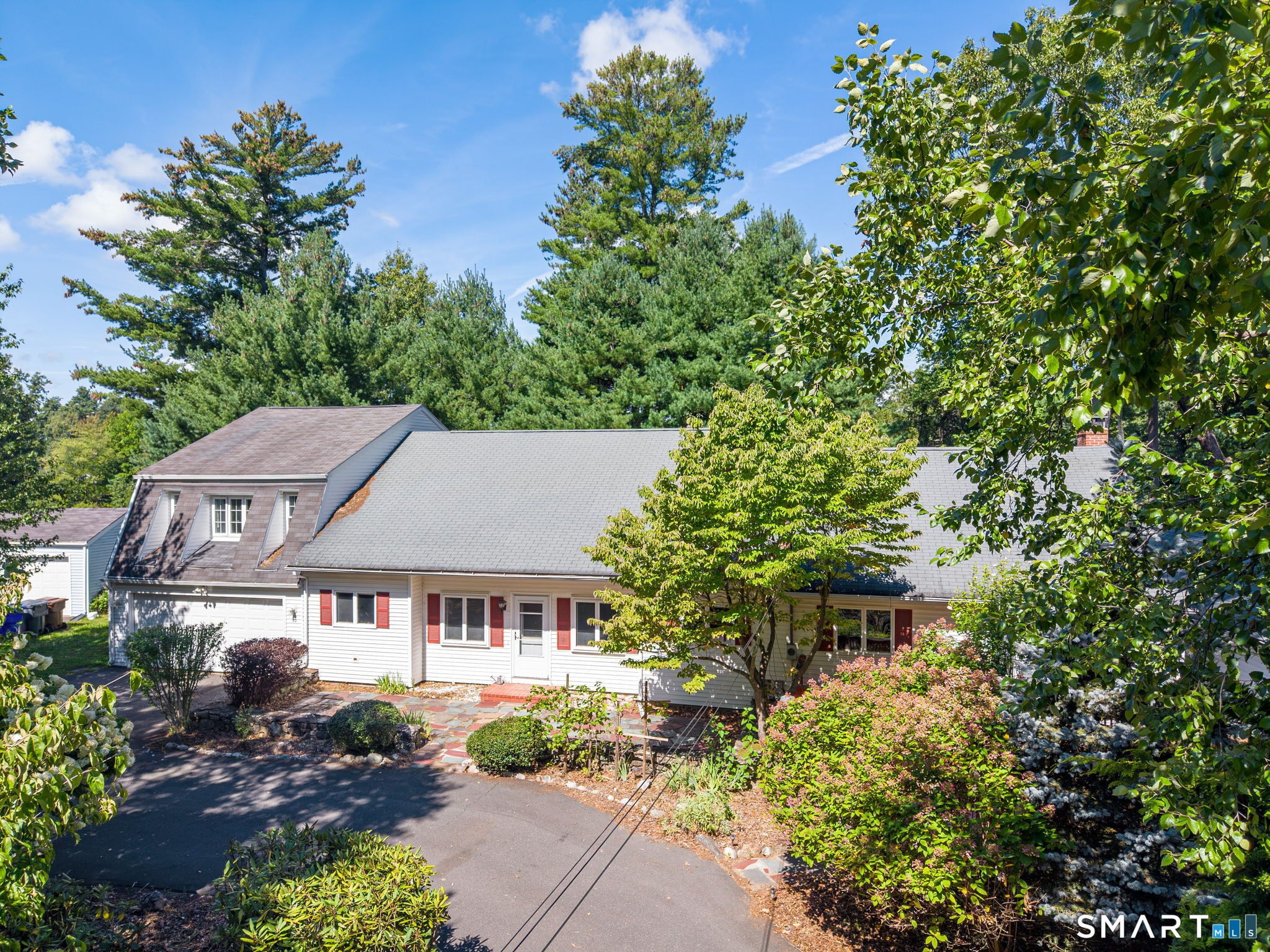 8 Crescent Beach Drive — photo