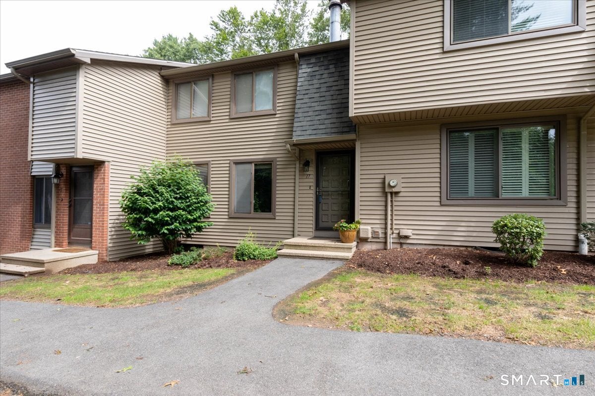 17 Conestoga Way 17 — photo
