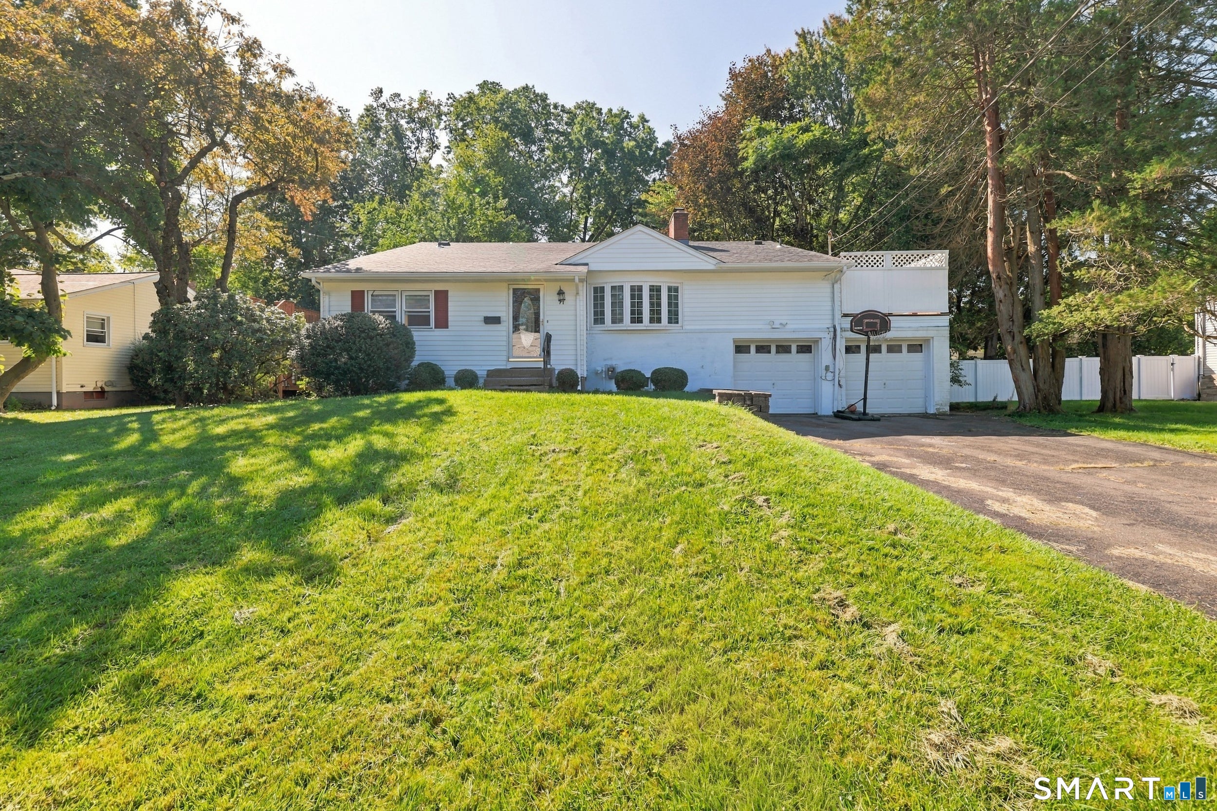 71 Hilldale Road — photo