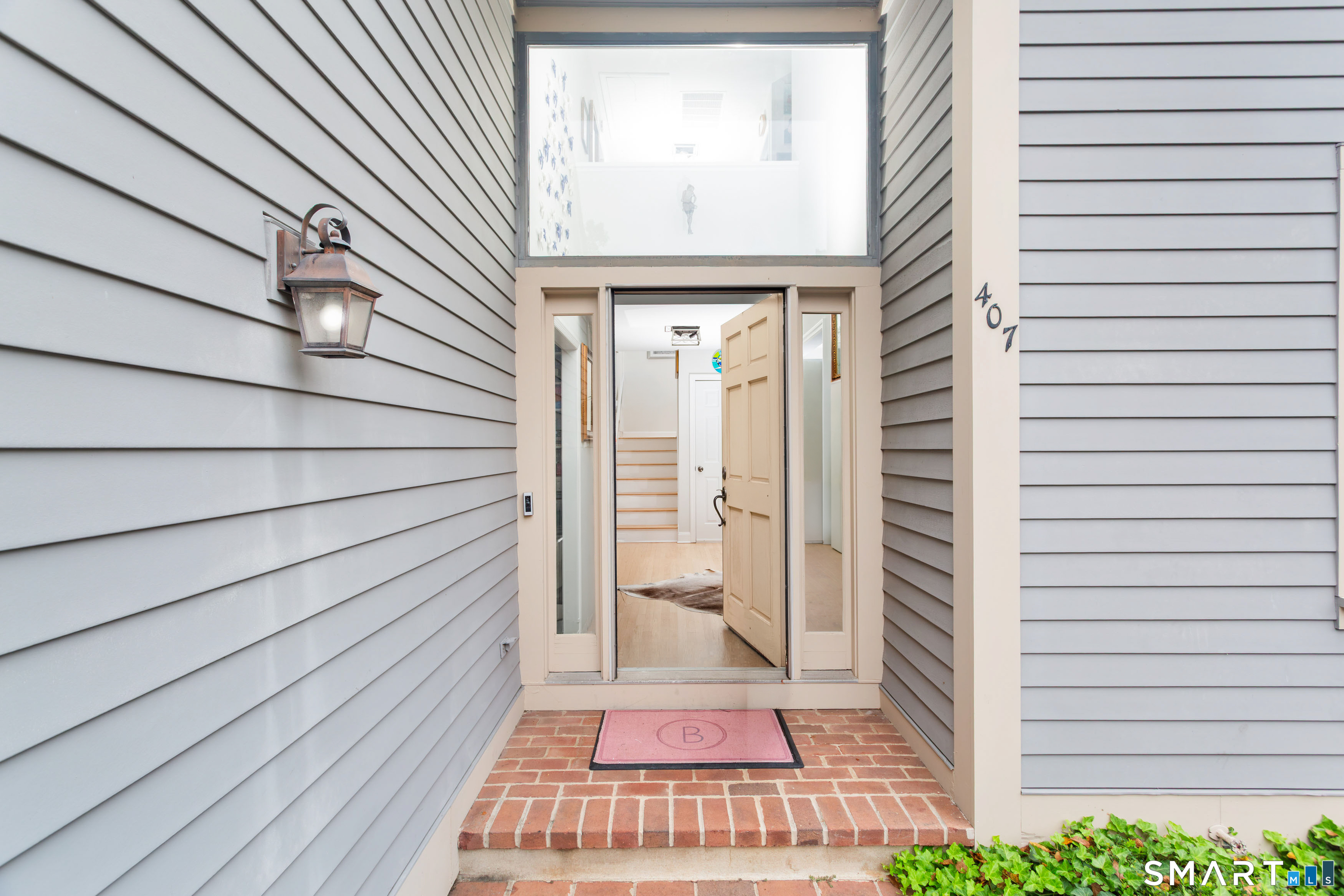 Home in Greenwich, CT 06831 — photo 2