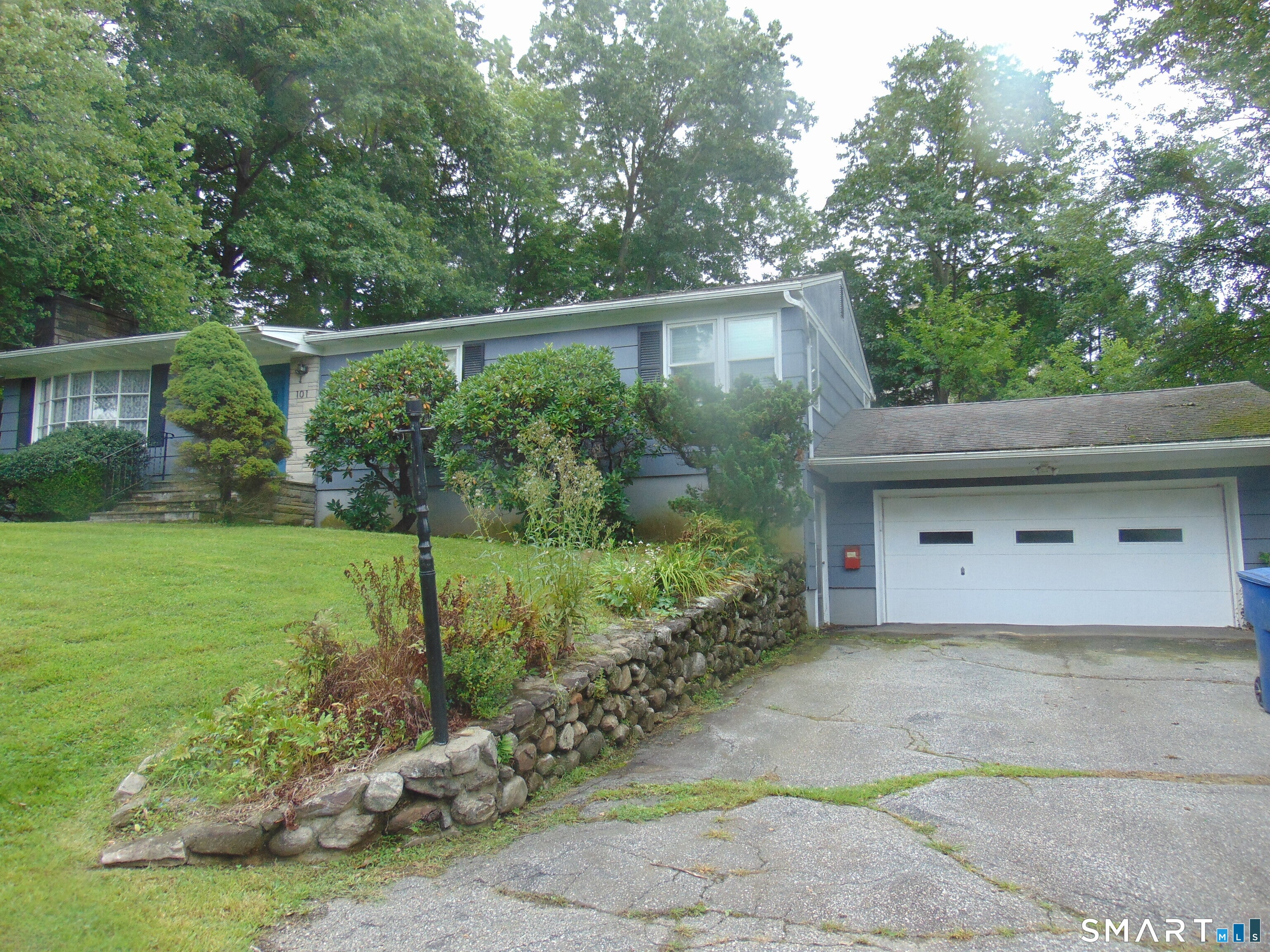 101 Birchwood Street — photo