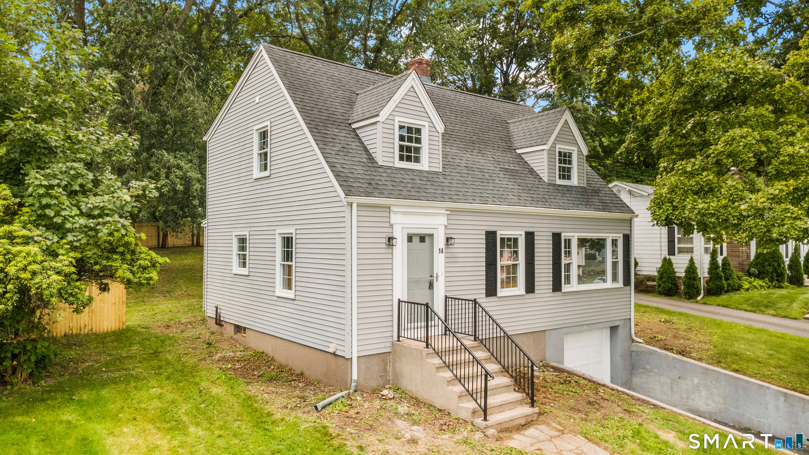 14 Ingleside Drive — photo