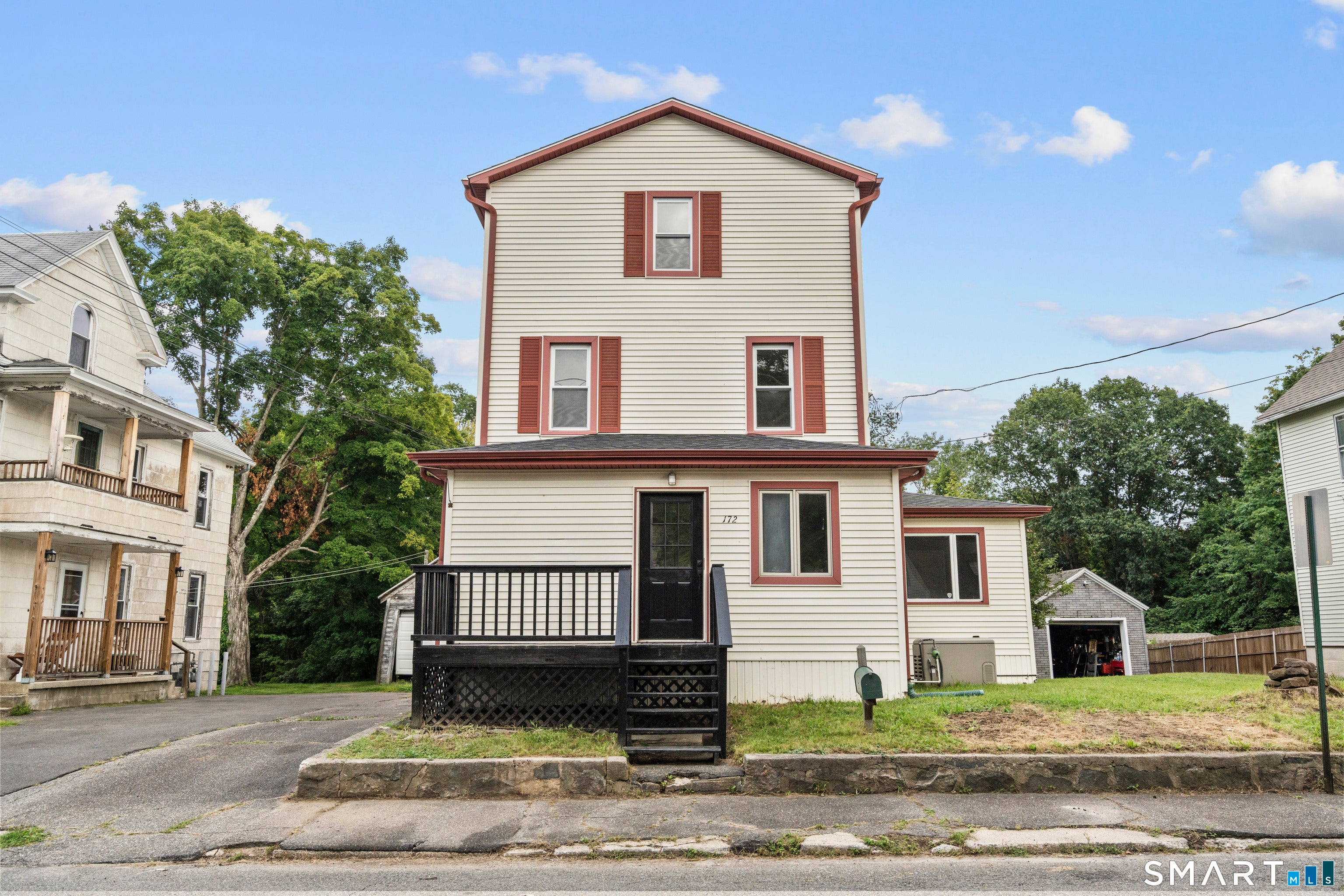 172 Red Mountain Avenue — photo