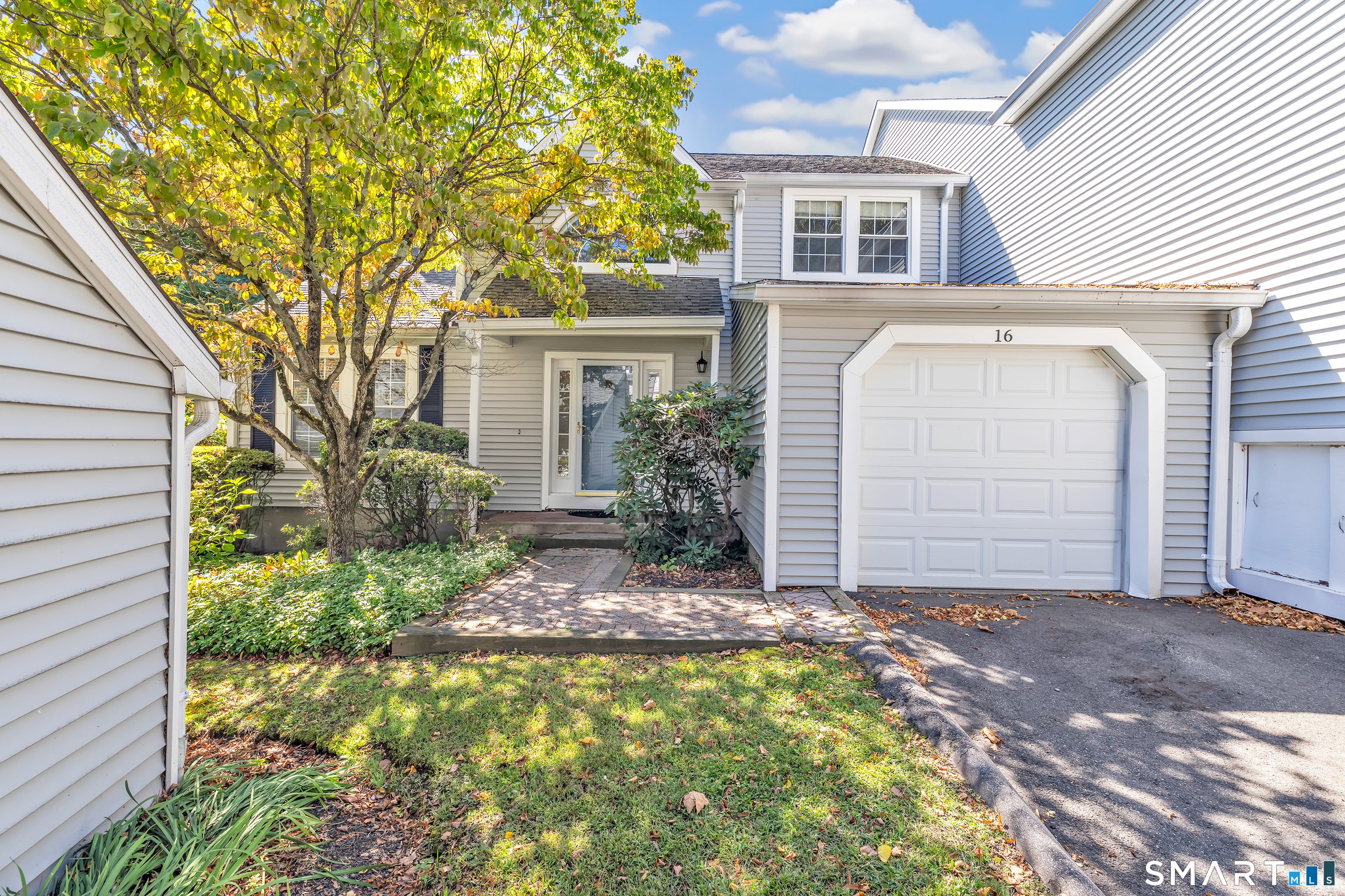 16 Rivendell Drive 16 — photo
