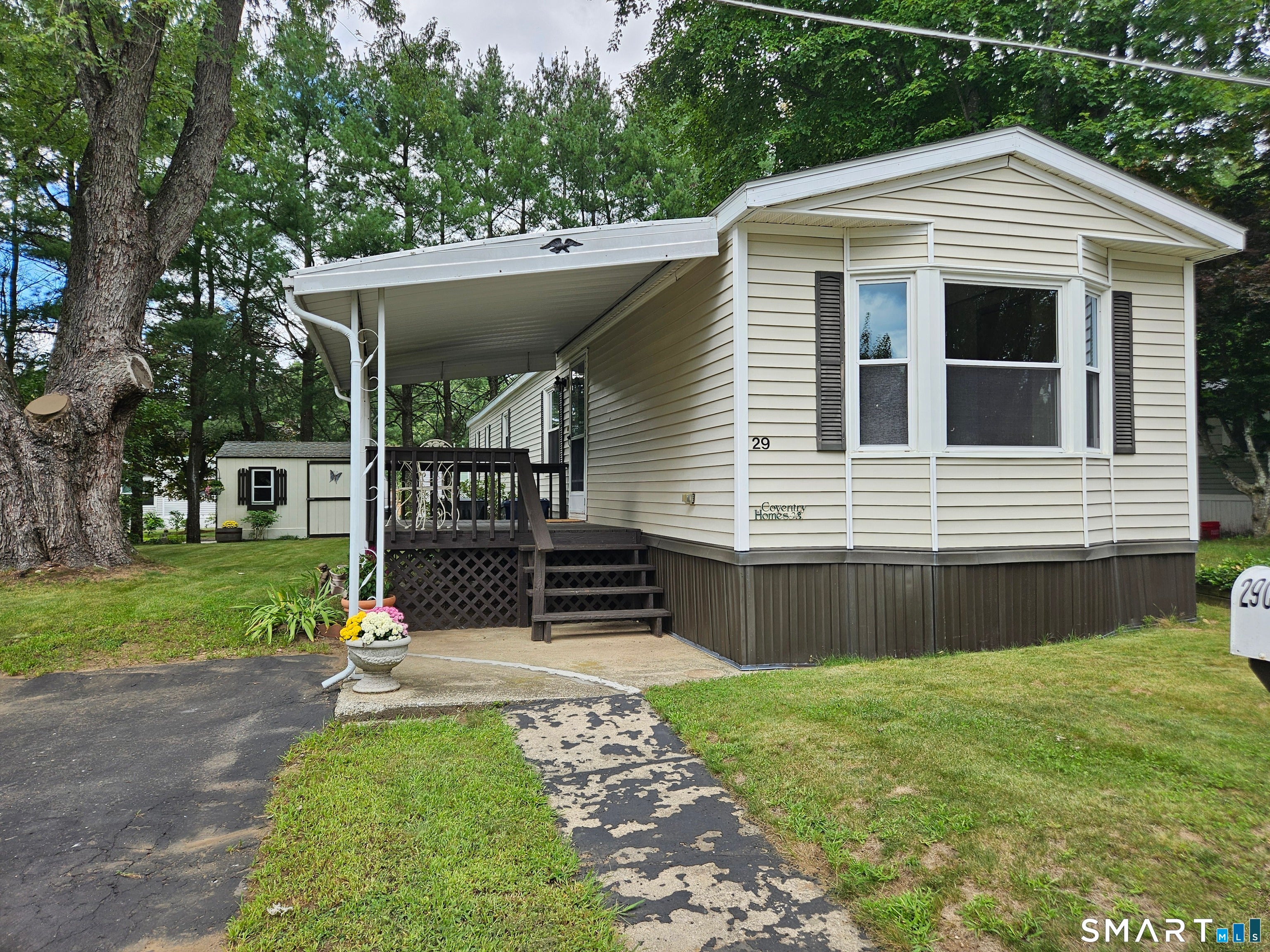 29 James Drive — photo
