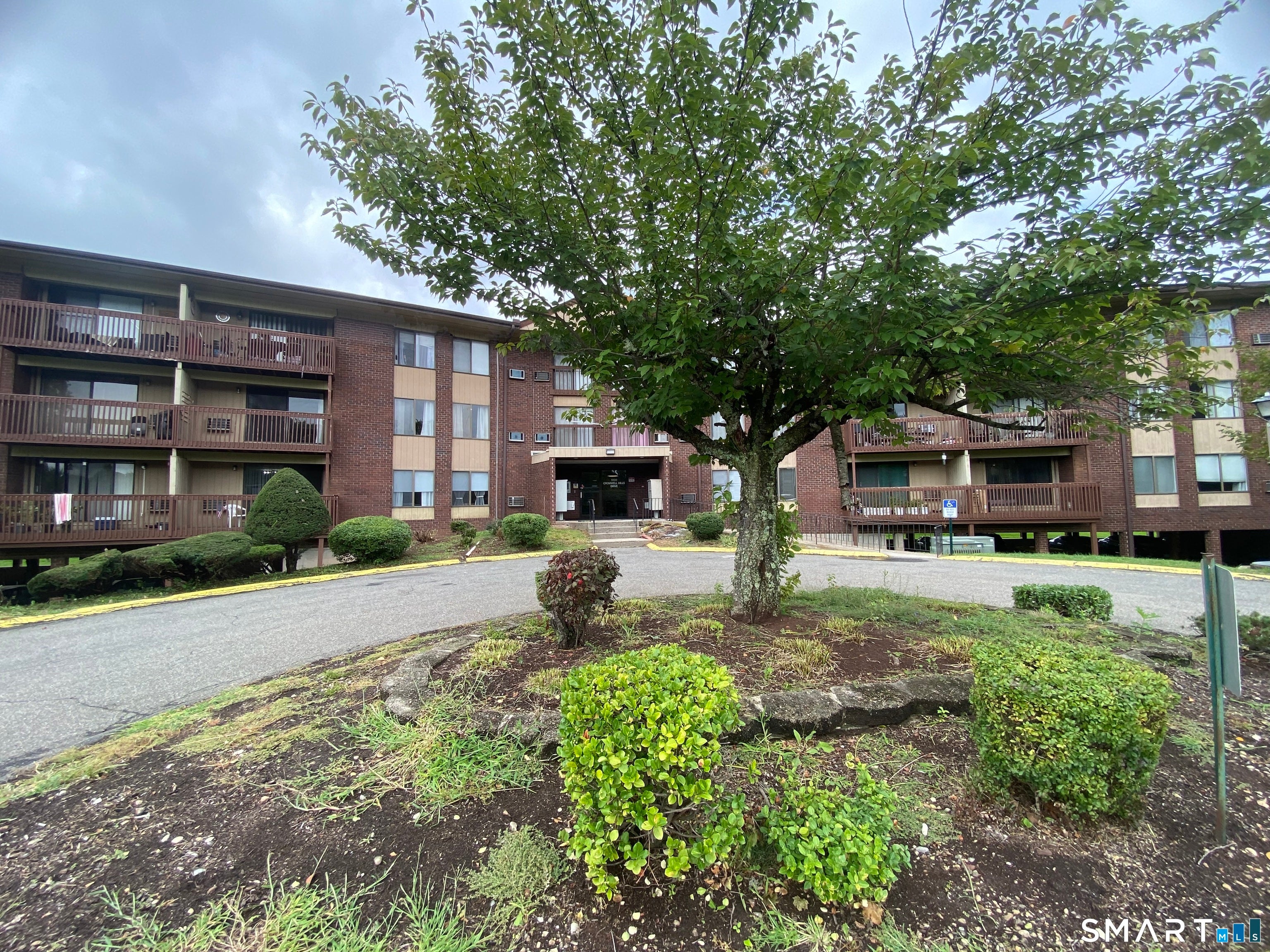 1216 Cromwell Hills Drive 1216 — photo