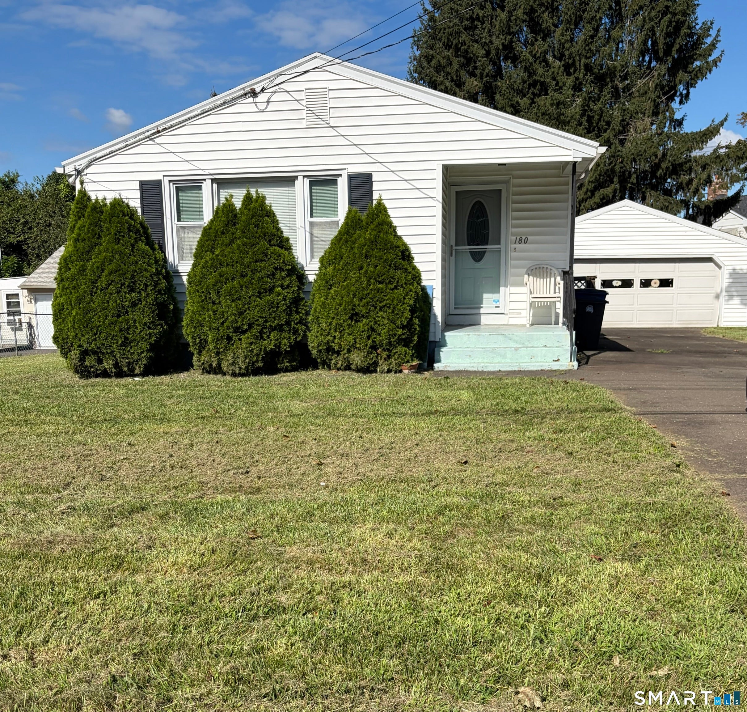 180 Portland Street — photo