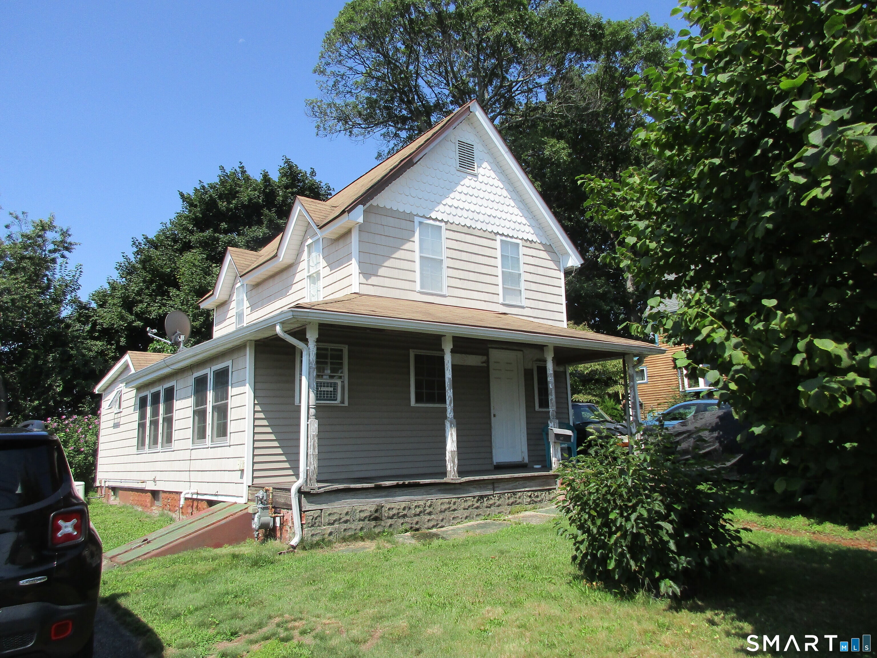 24 Monroe Street — photo