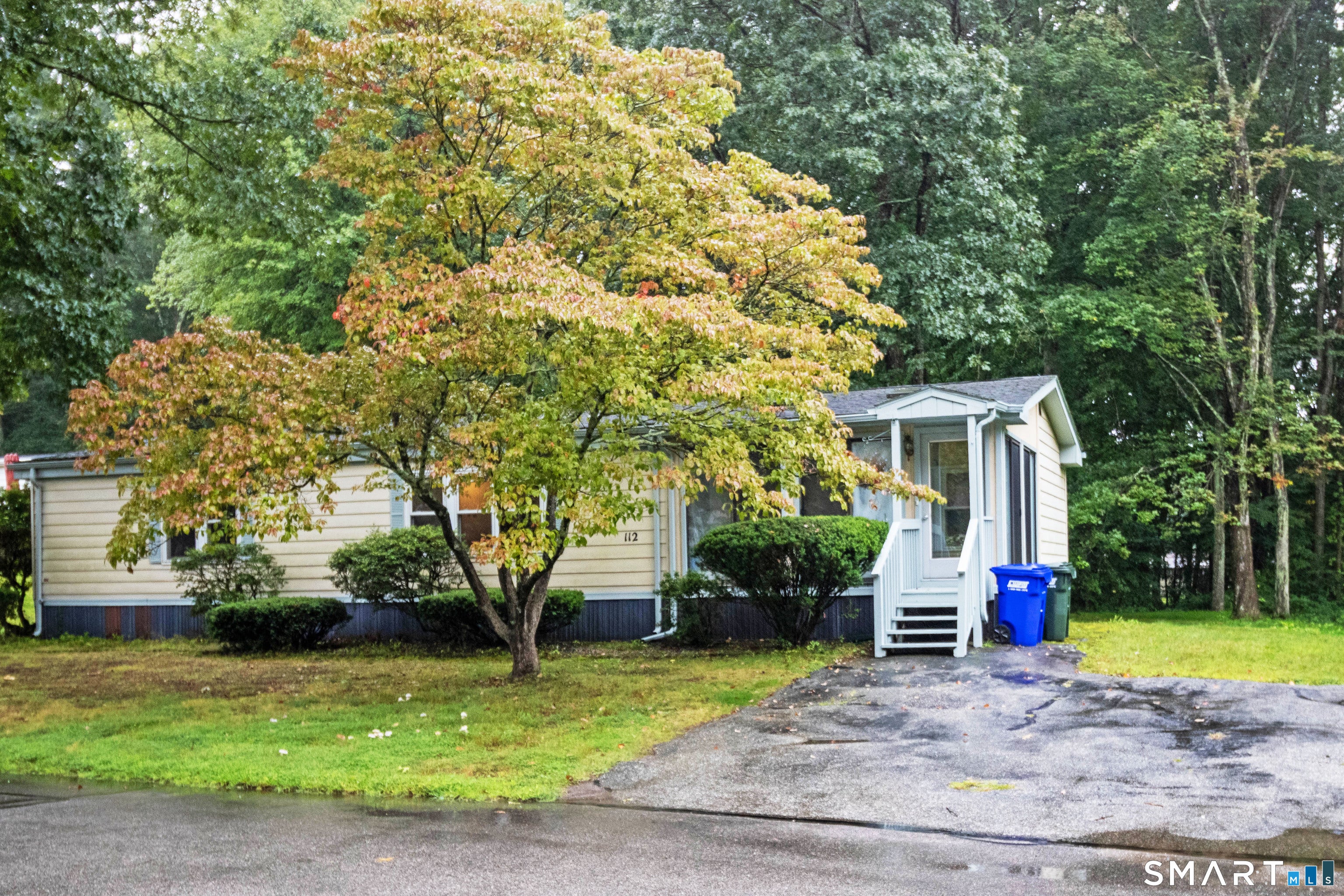 112 Colchester Commons — photo