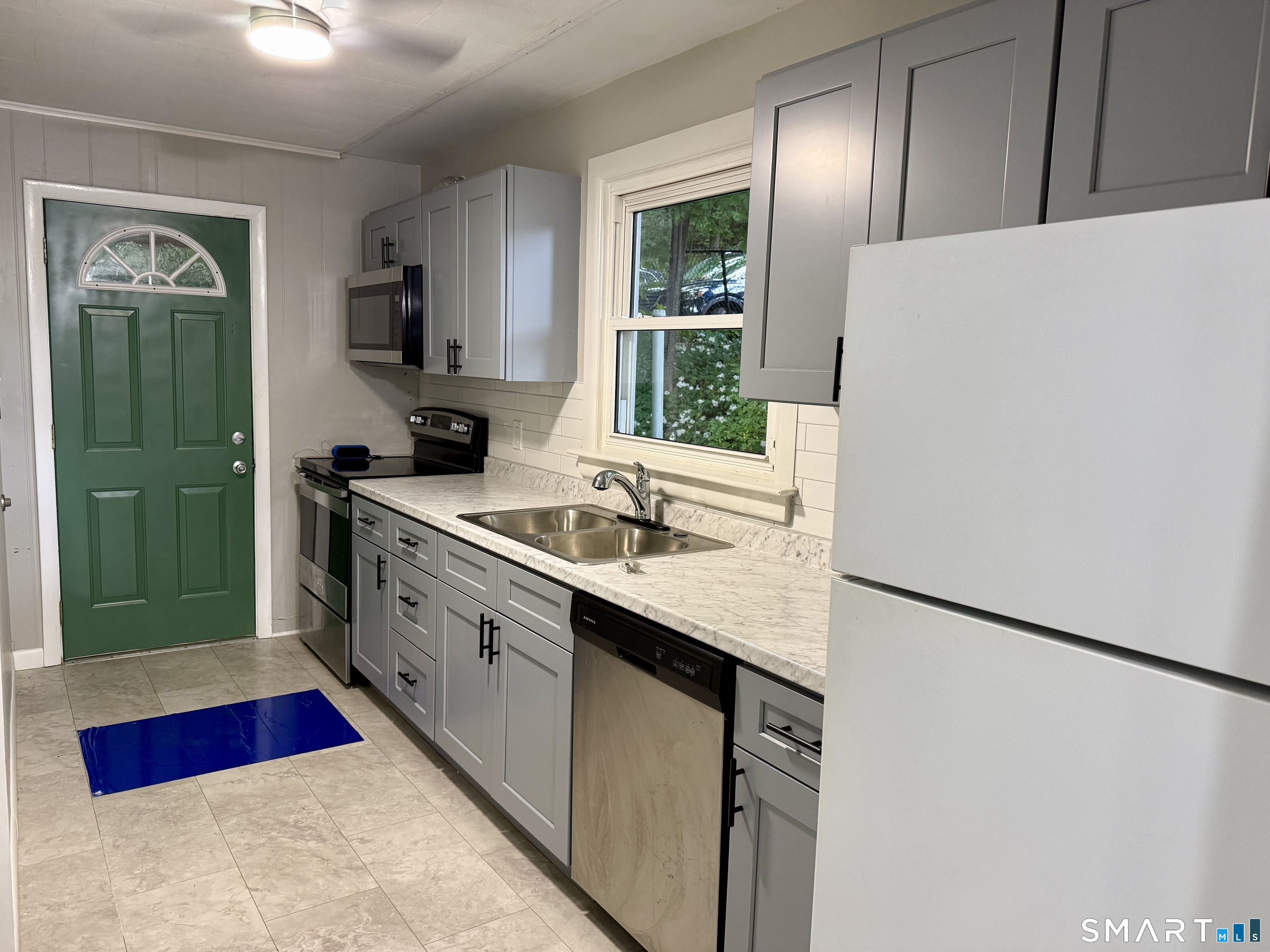 163 Echo Lake Road 4 — photo