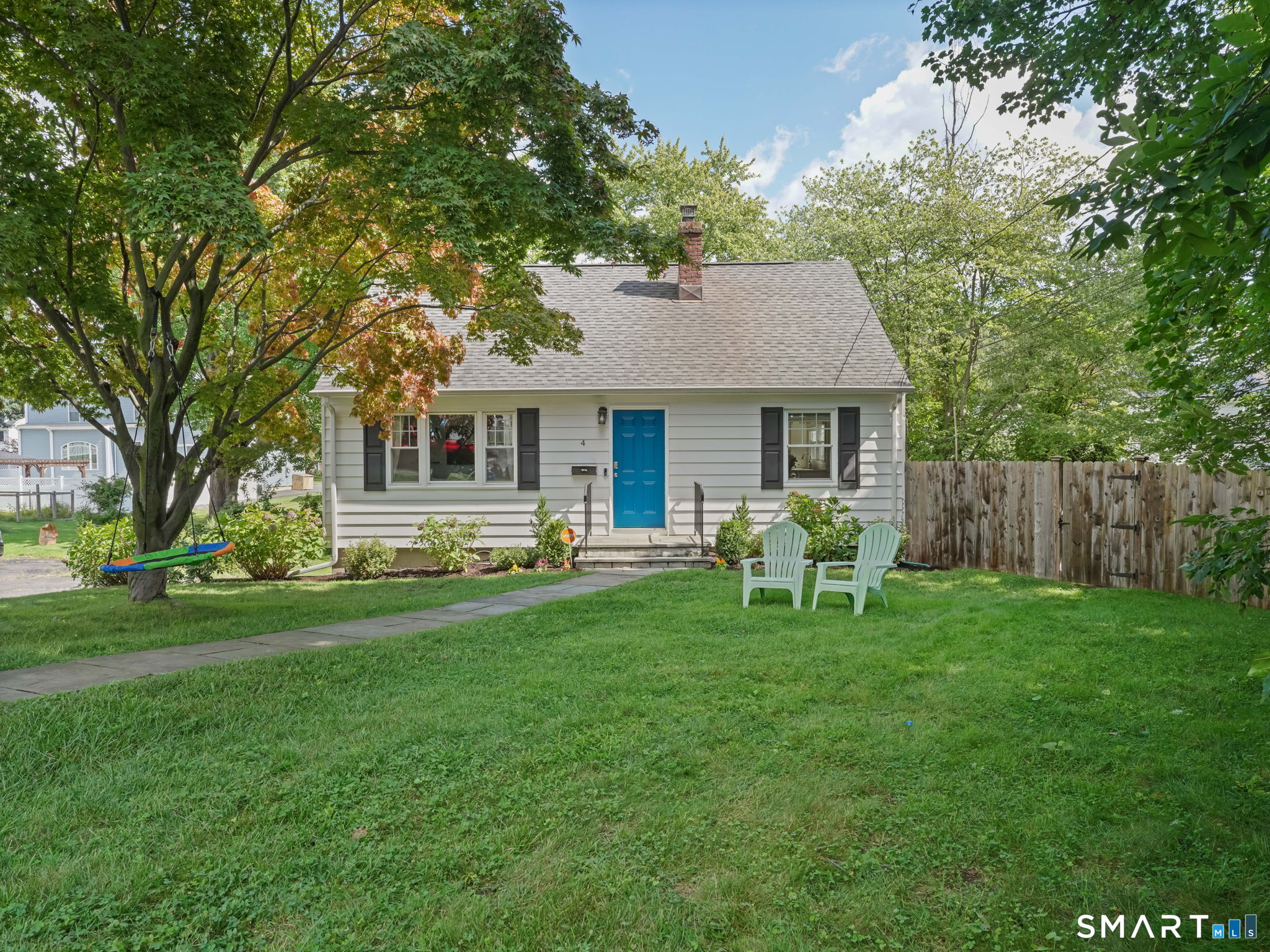 4 Cedarhurst Lane — photo
