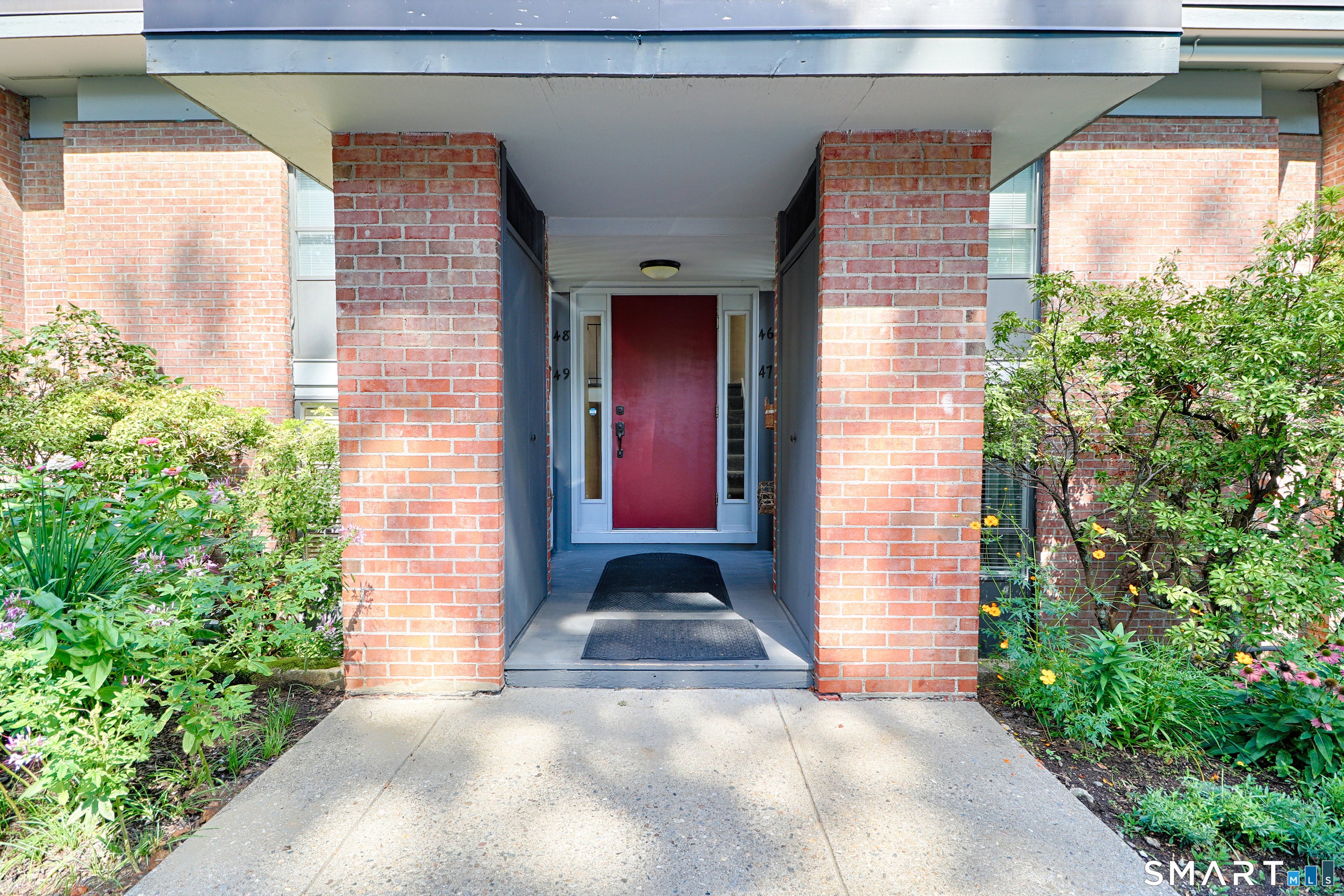 160 Fairfield Woods Road 48 — photo