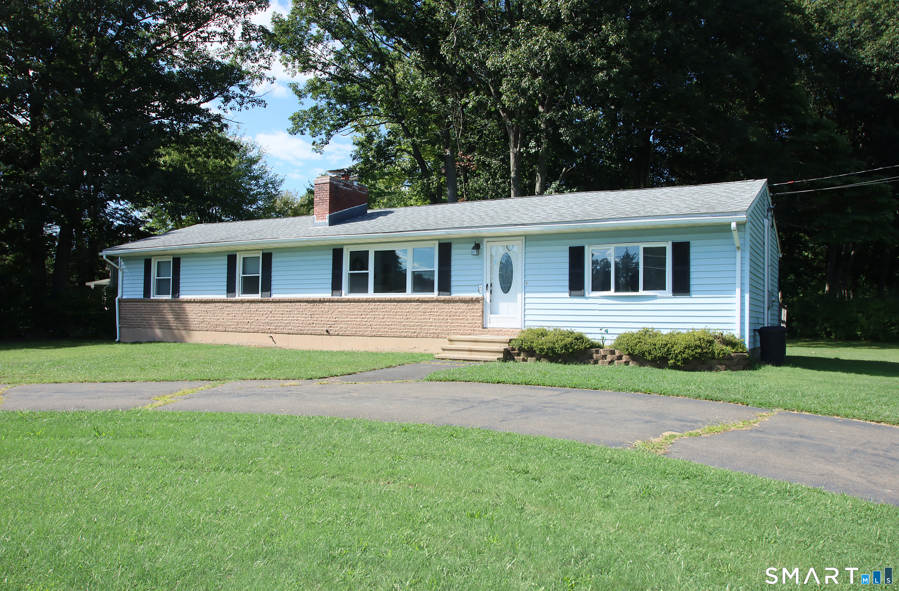 63 Ridgetop Road, Wallingford, CT 06492 — photo 2
