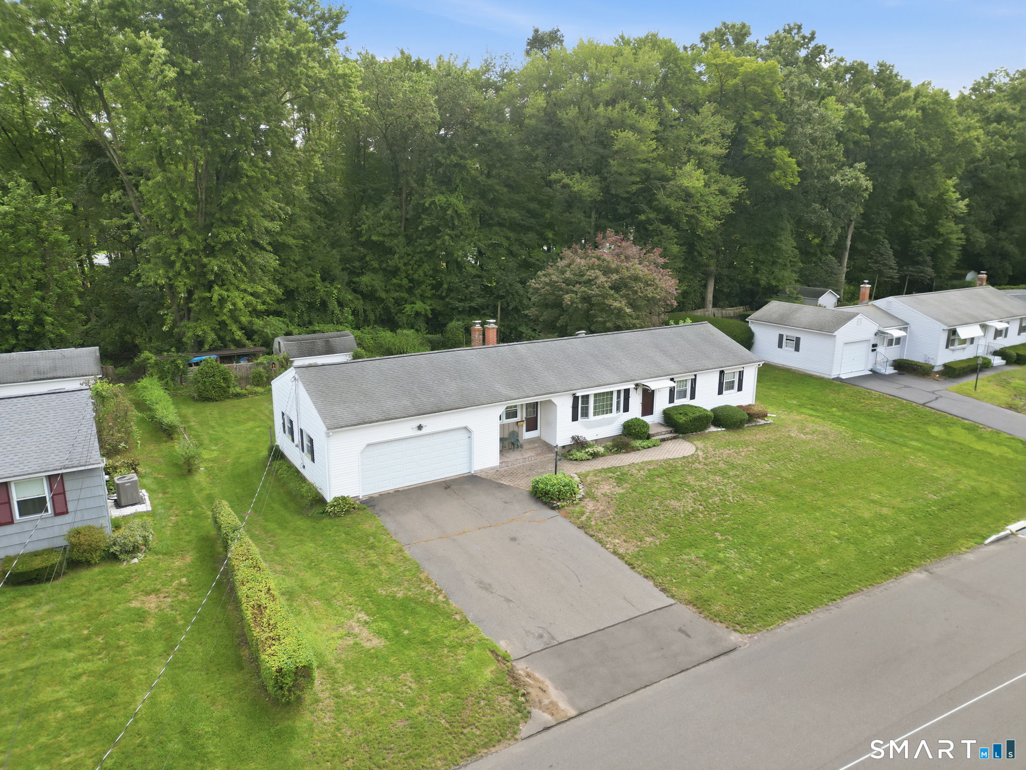 23 Middlesex Drive — photo