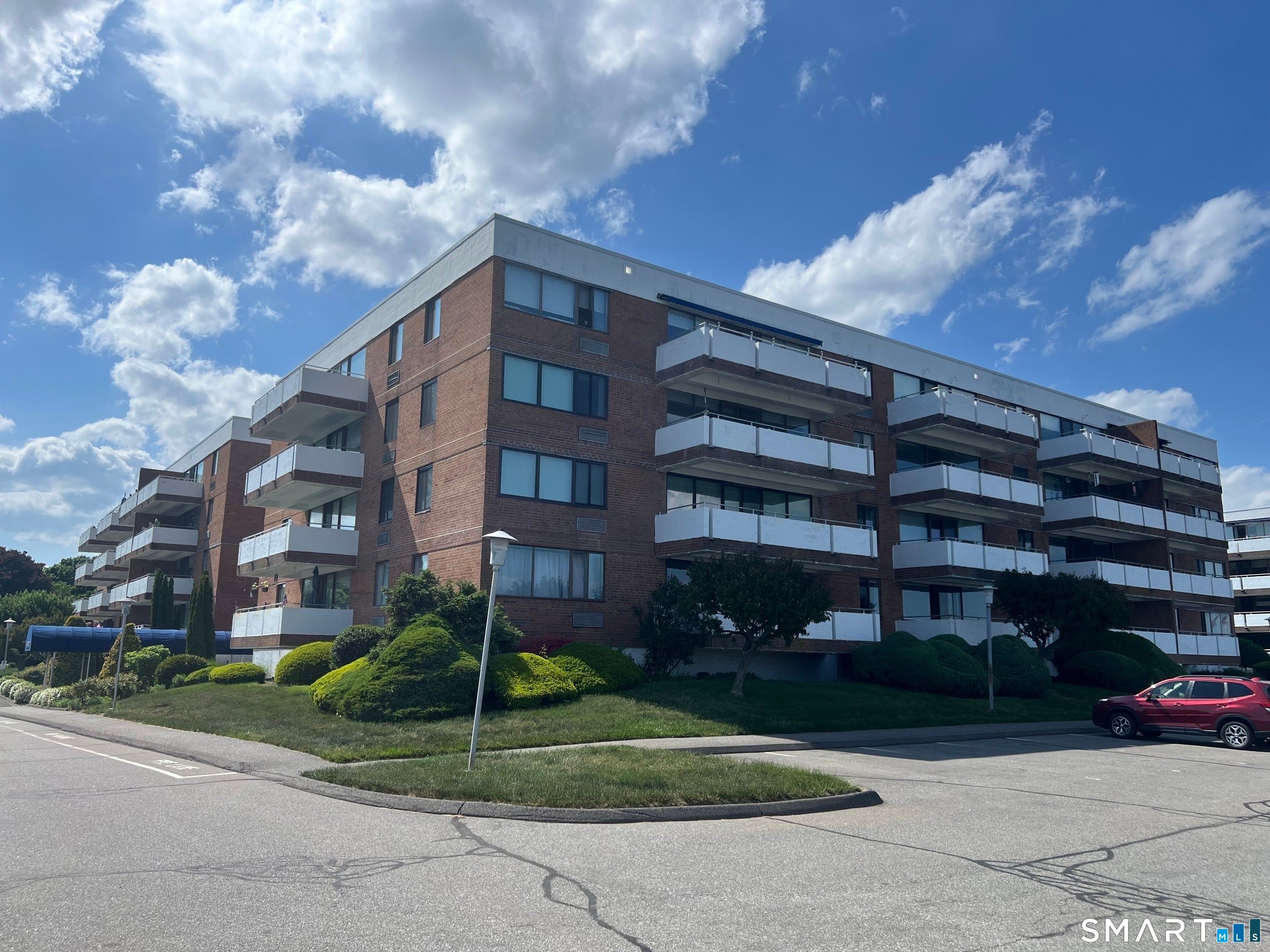 50 Birdseye Street 407 — photo