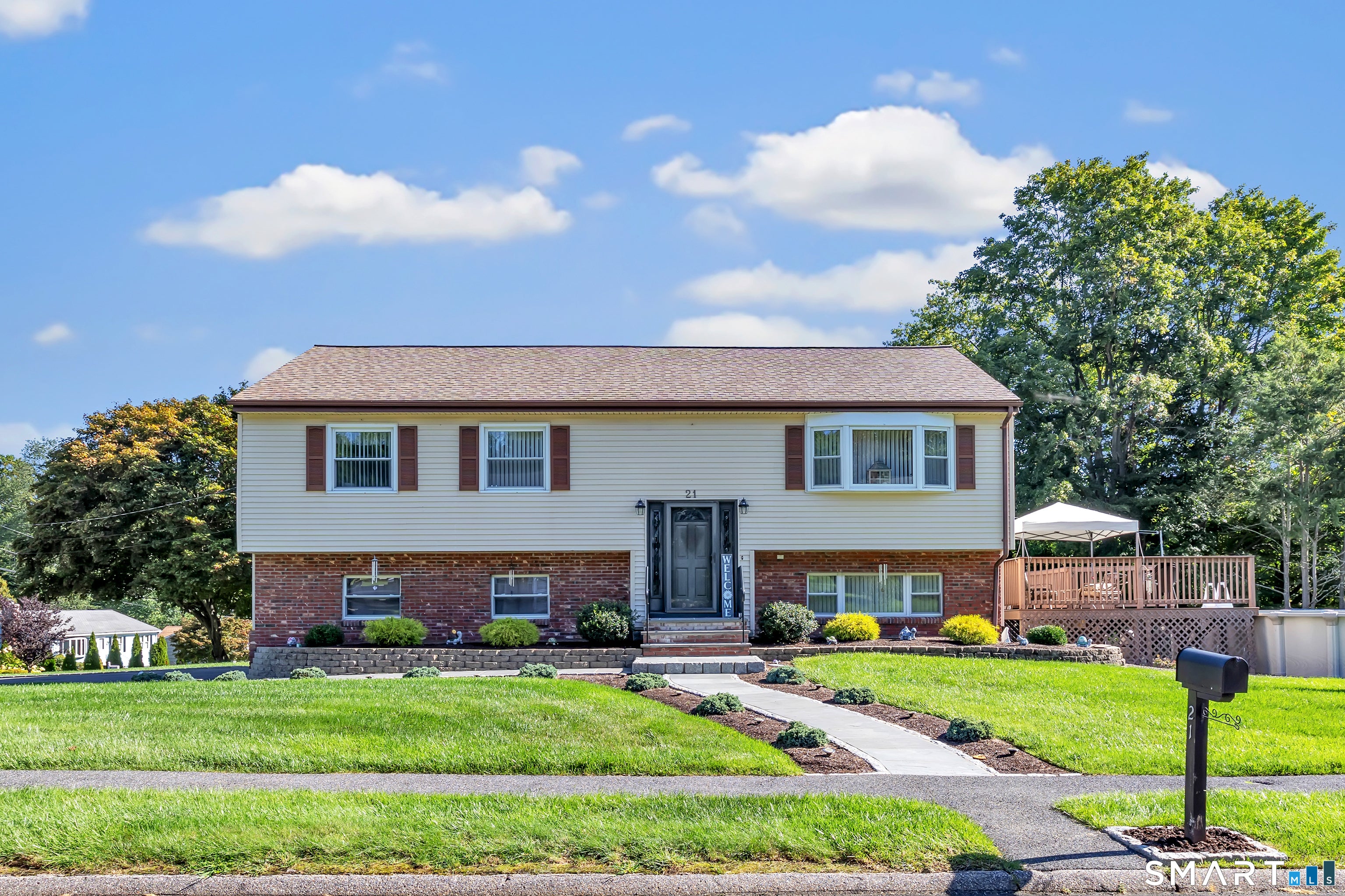 21 Bear Path Drive — photo