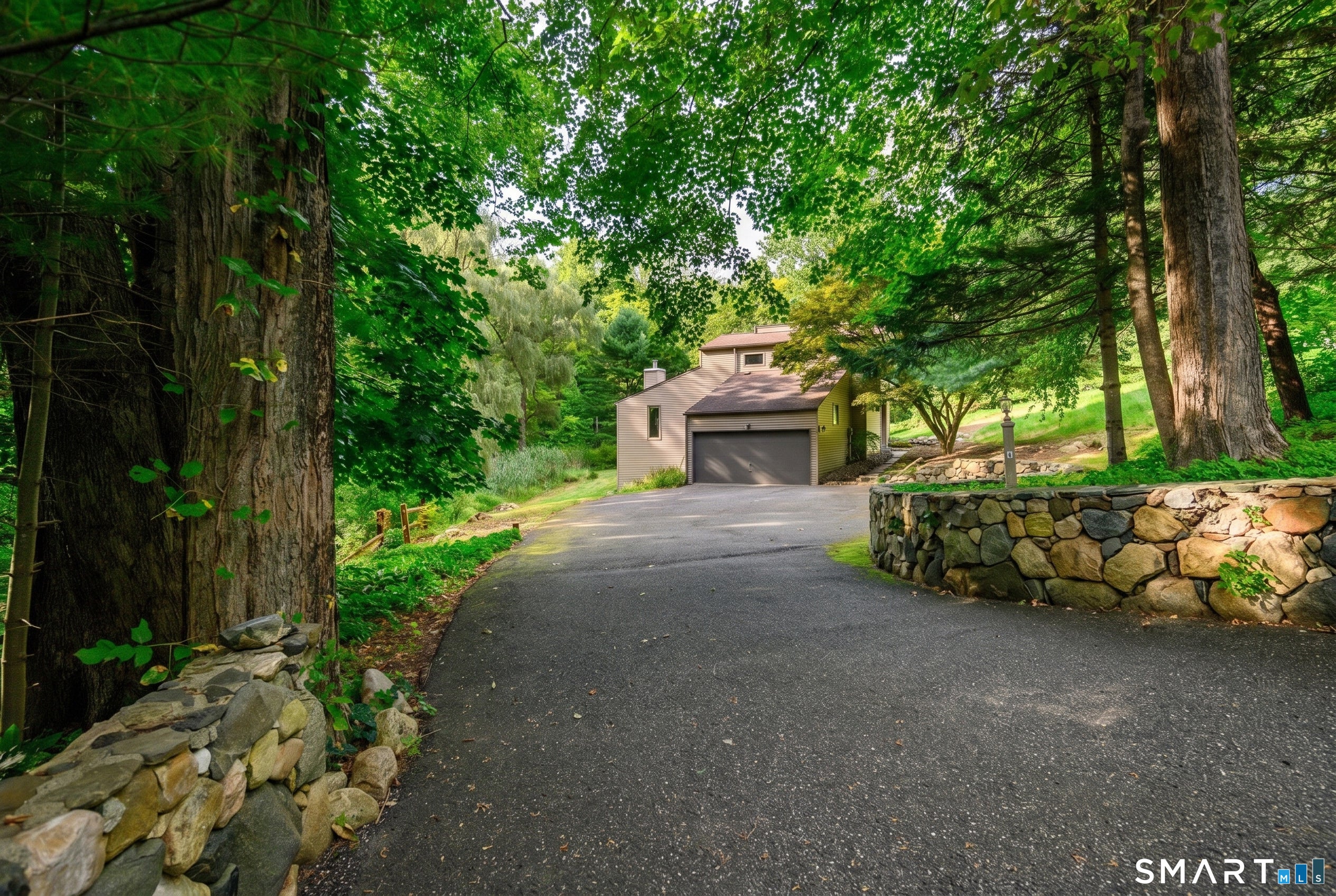 20 High Meadow Lane — photo