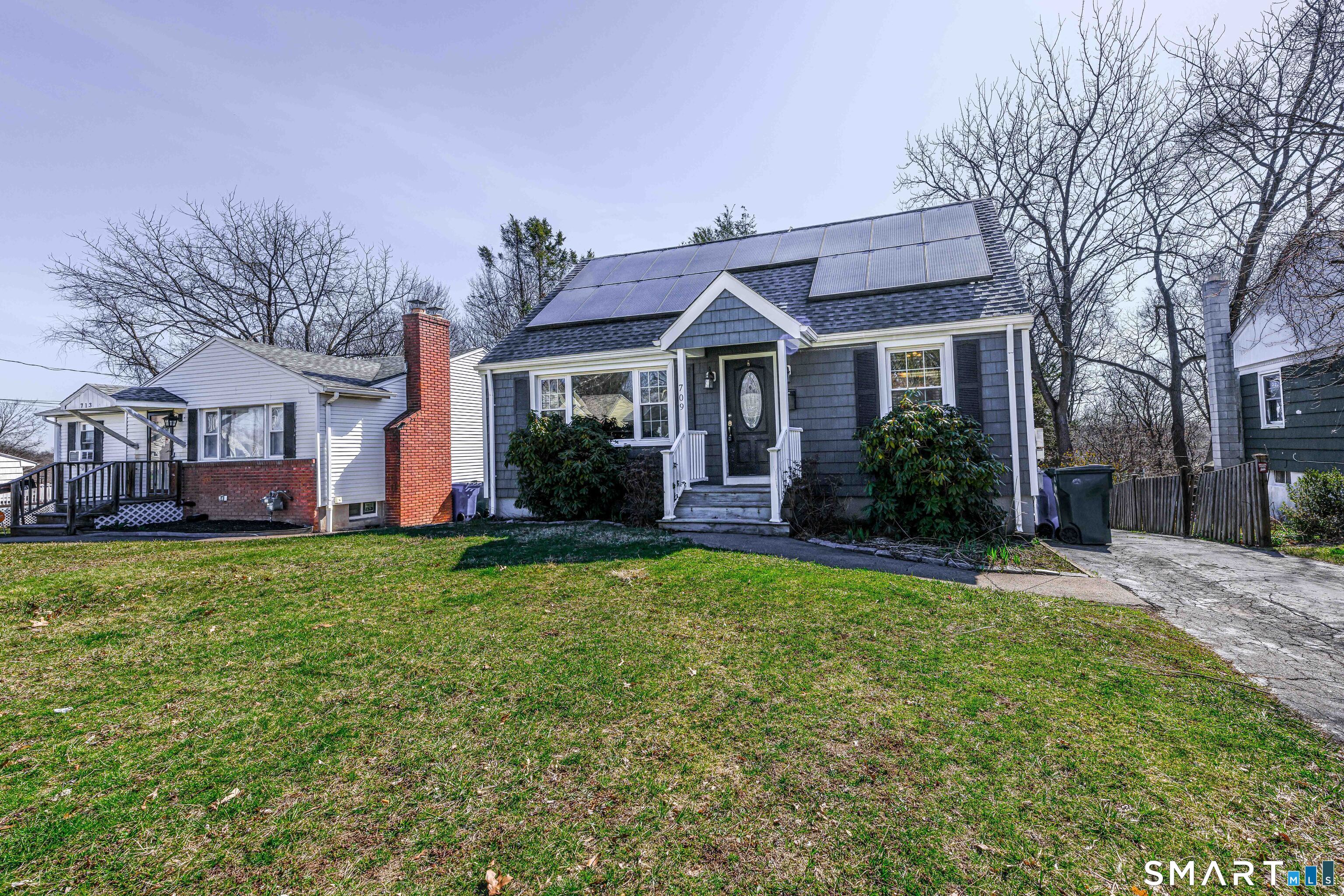 709 Pine Rock Avenue — photo