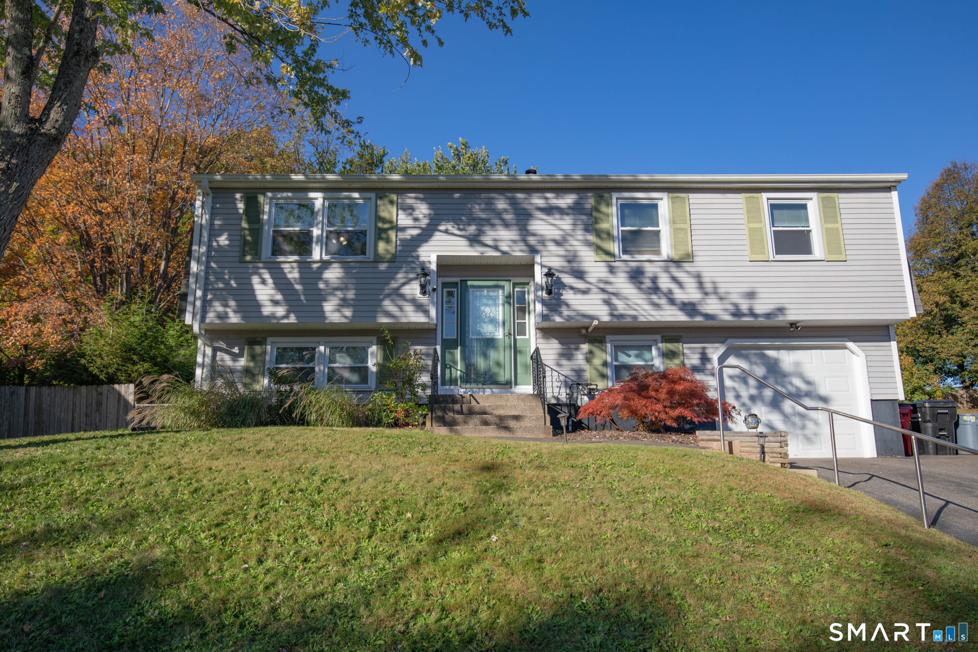 46 Sunrise Hill — photo