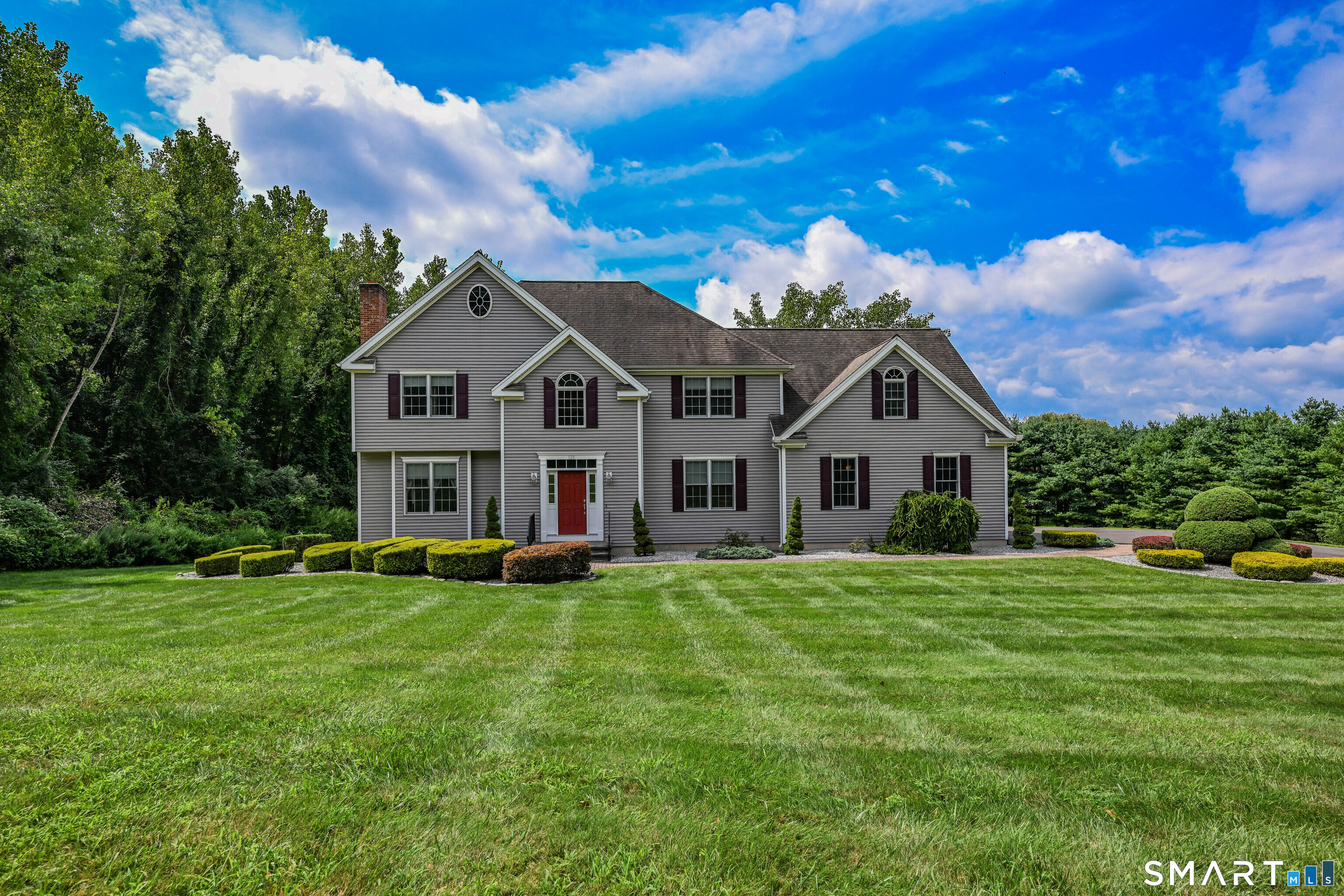 120 Linden Drive — photo