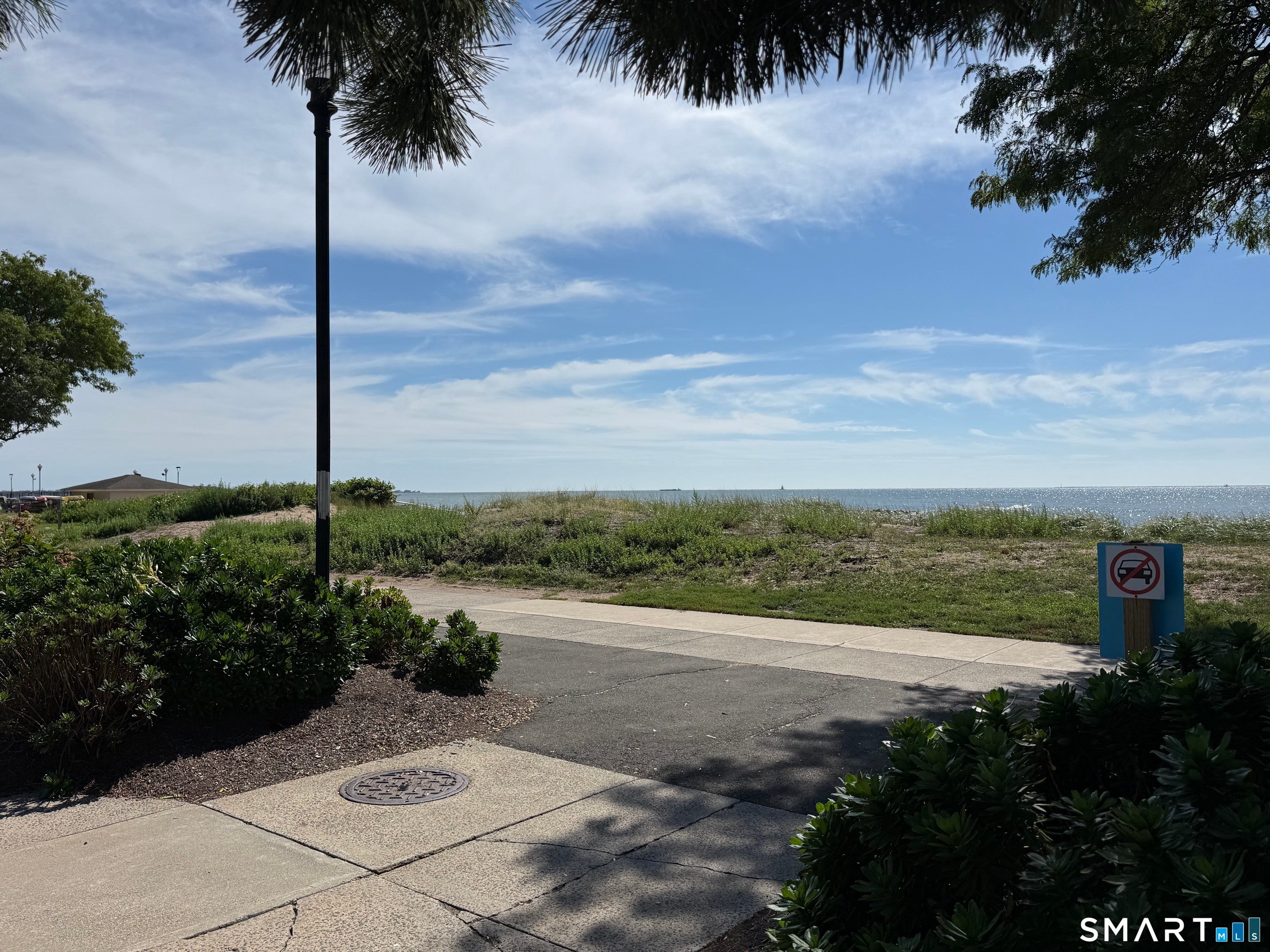 255 West Walk 255 — photo
