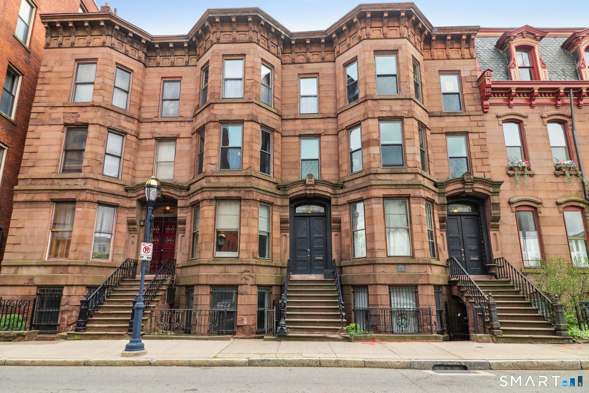 15 Capitol Avenue B — photo