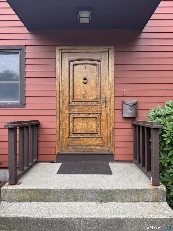 57 Courtland Drive 57 — photo