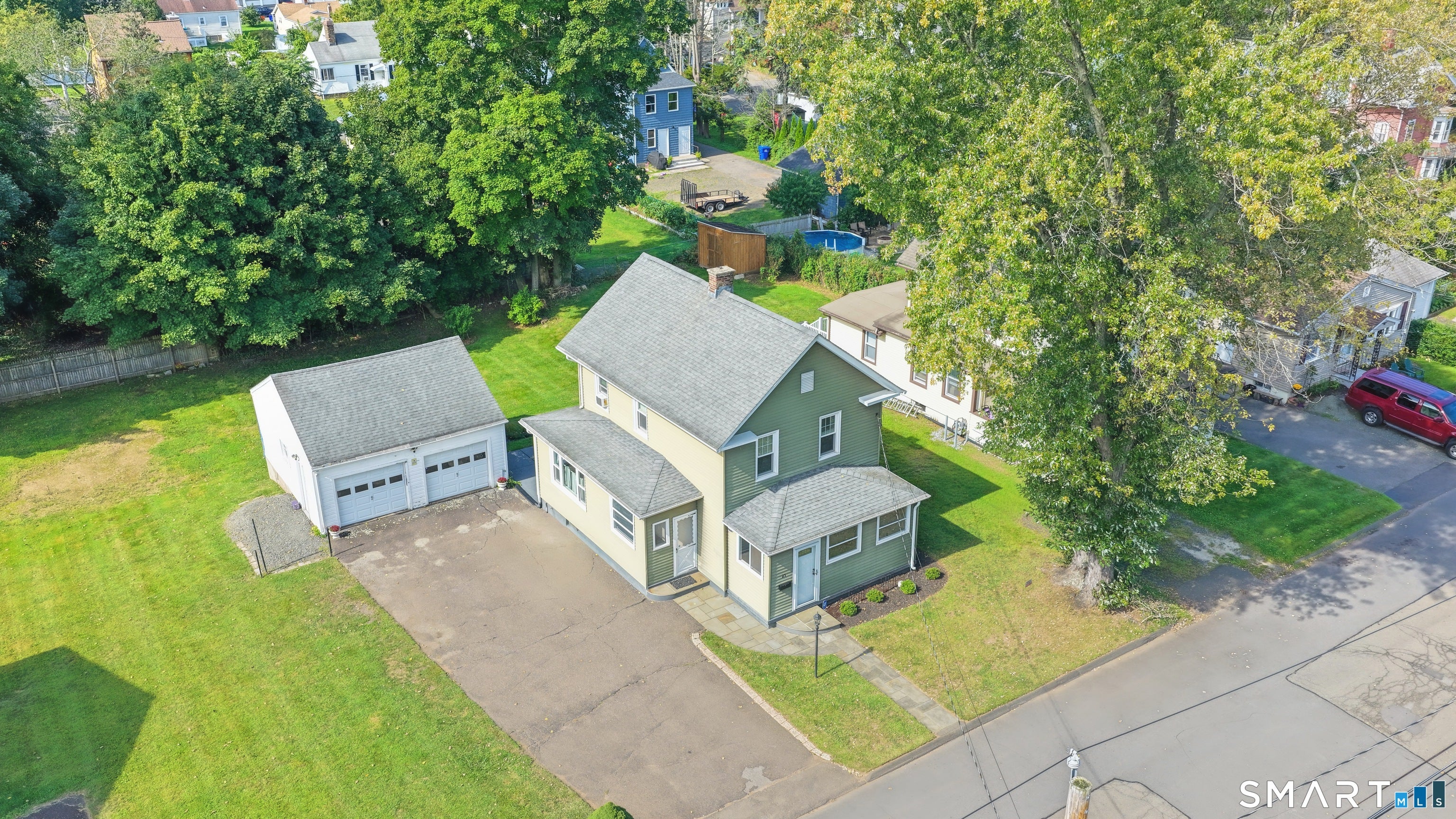 25 Maple Avenue — photo