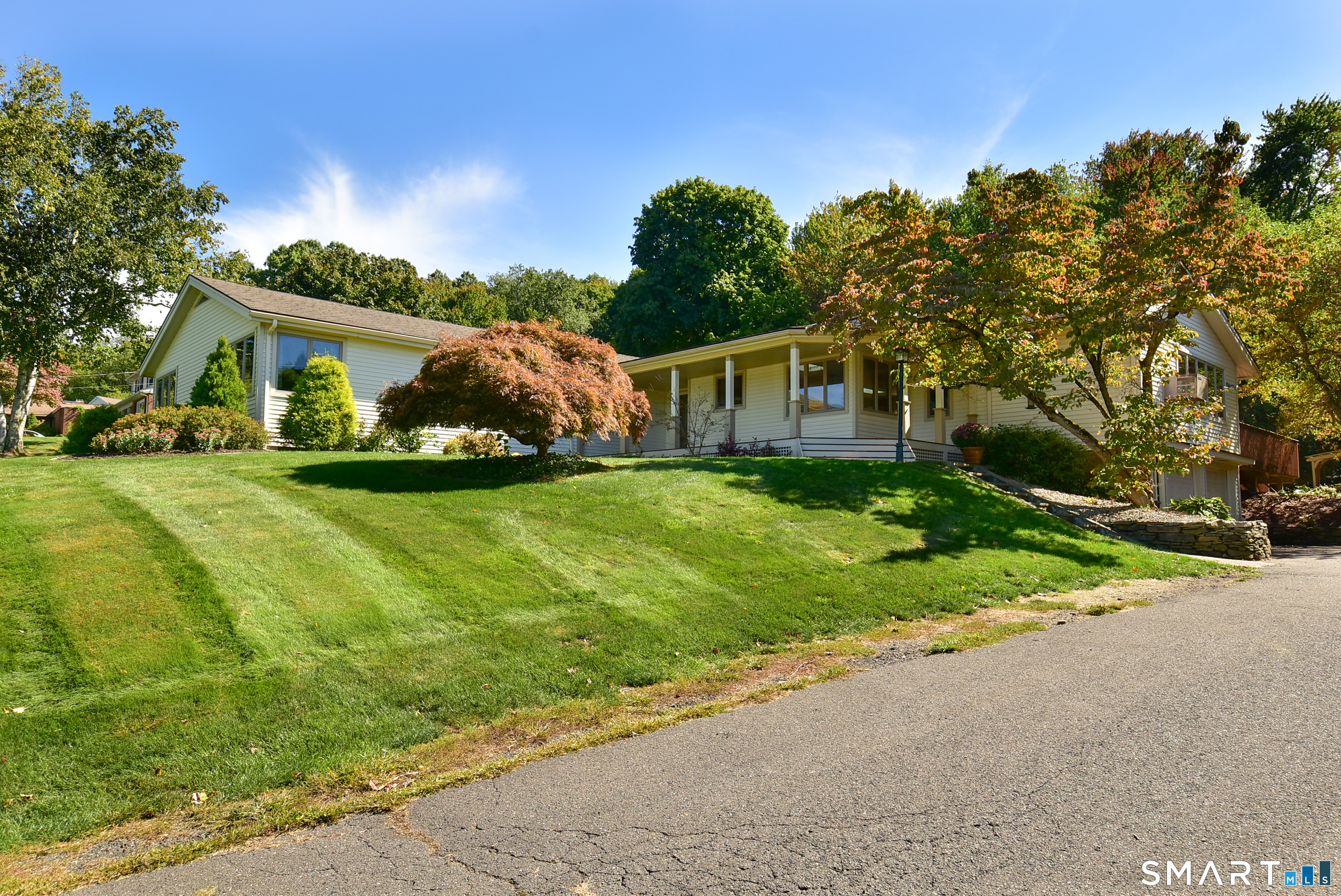 27 Gail Drive — photo