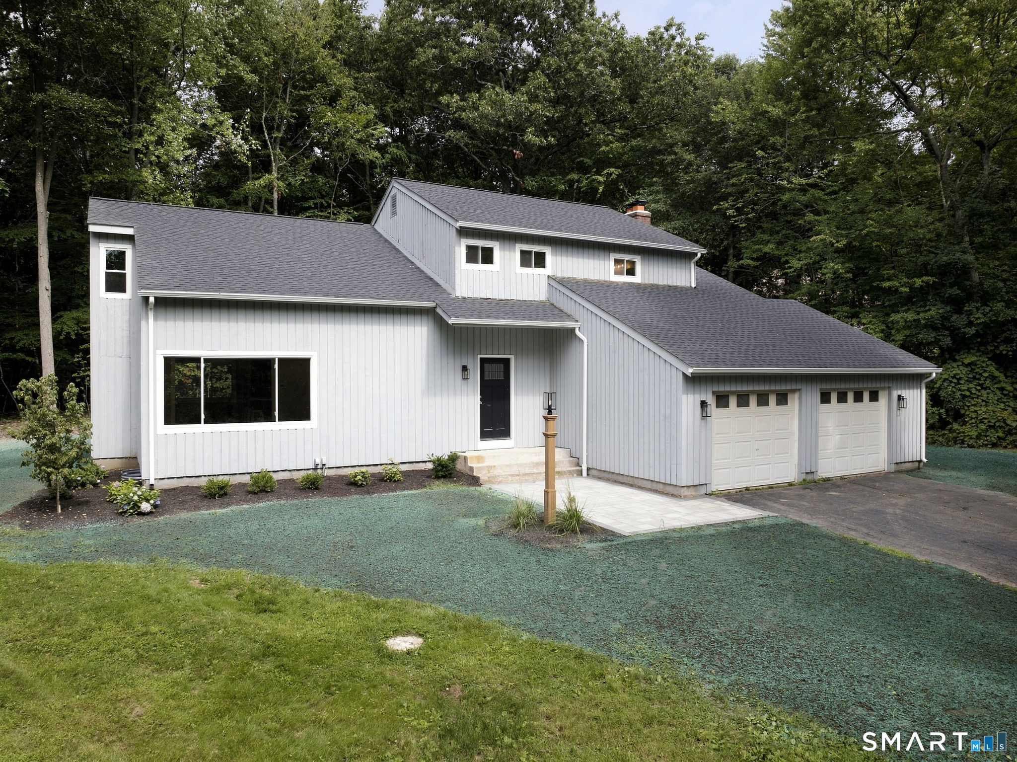 45 Toll Gate Road — photo