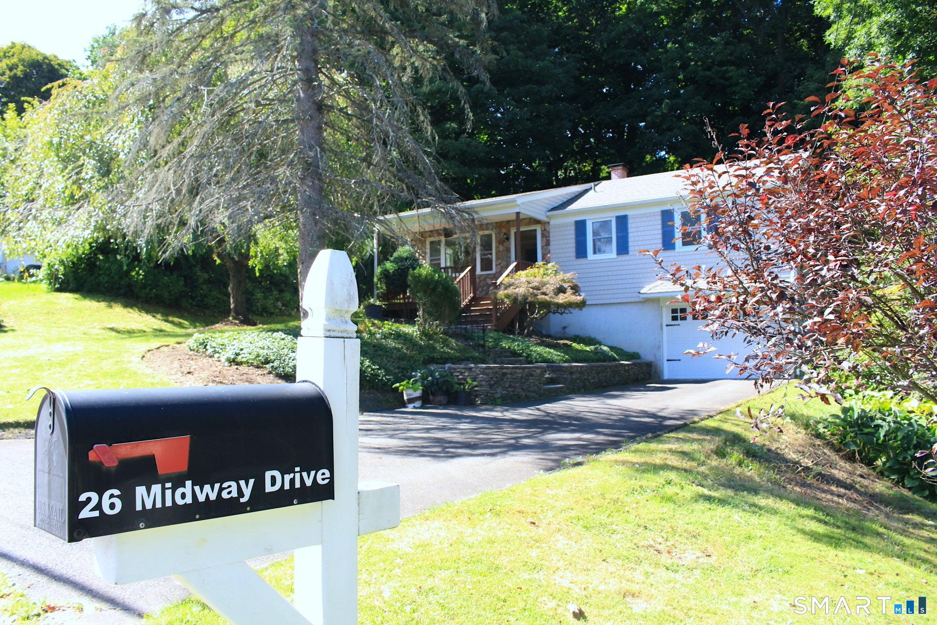 26 Midway Drive — photo