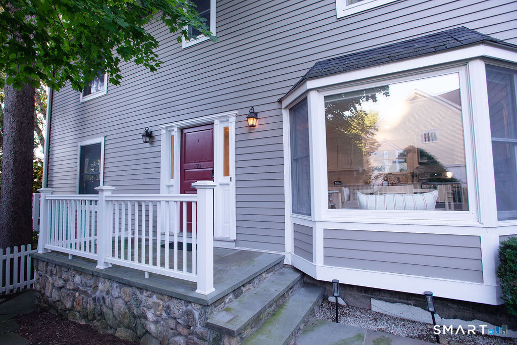 Home in New Canaan, CT 06840 — photo 2