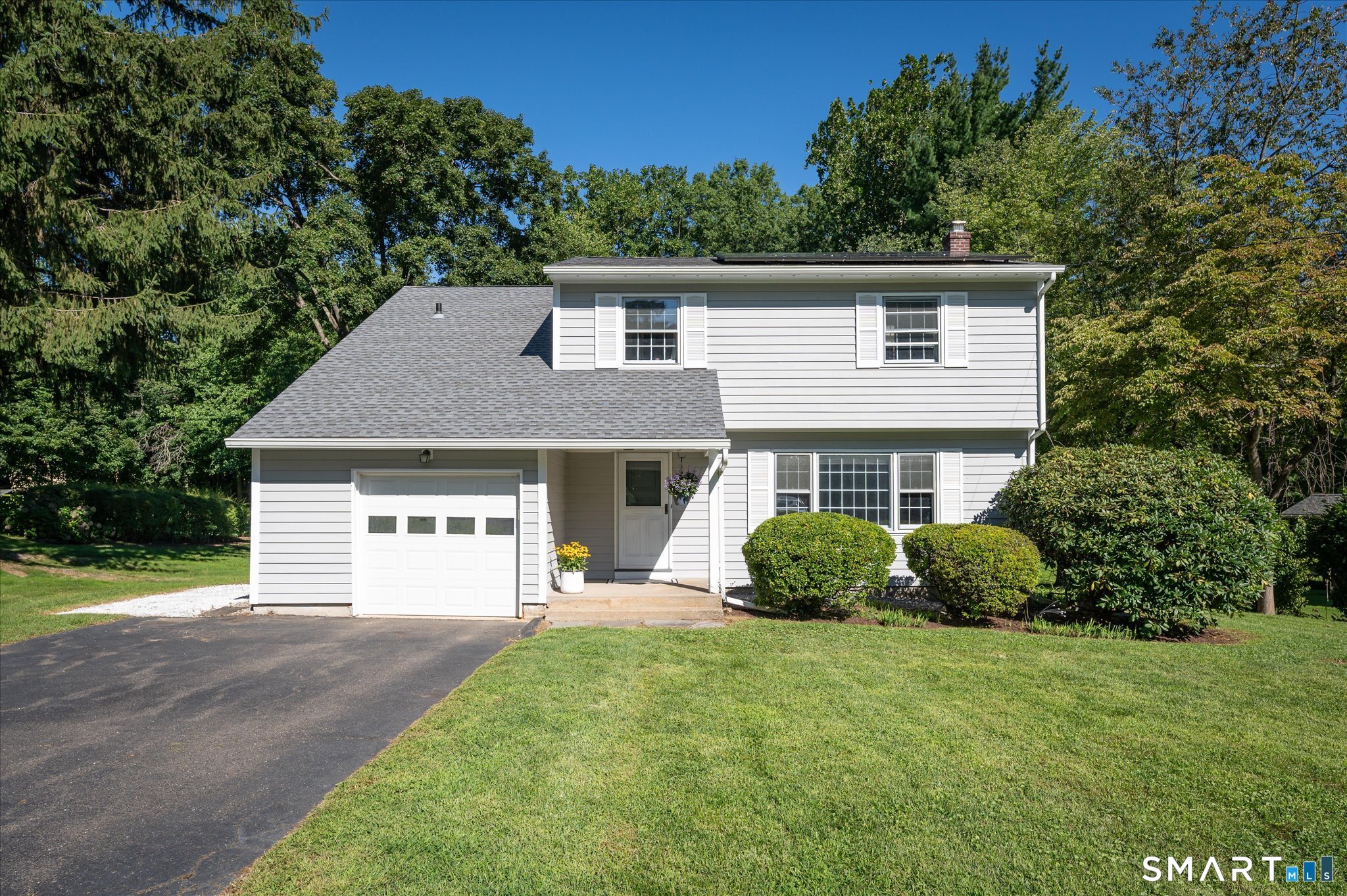 47 Purdy Road East — photo