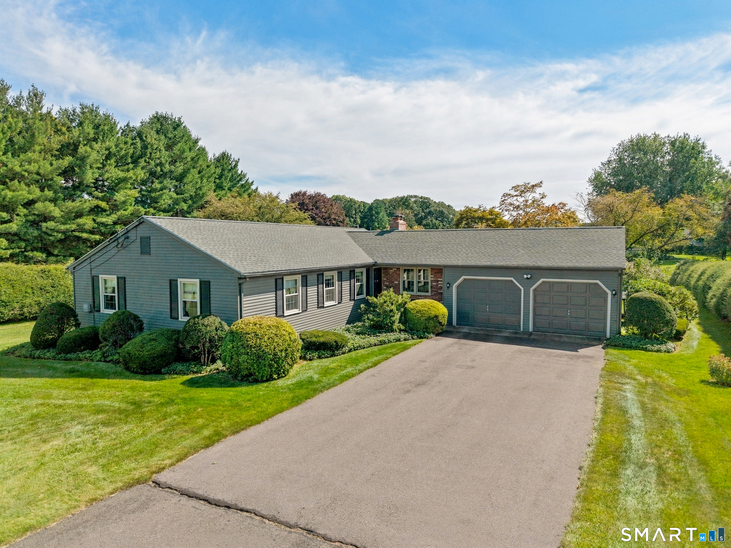 586 Laning Street — photo