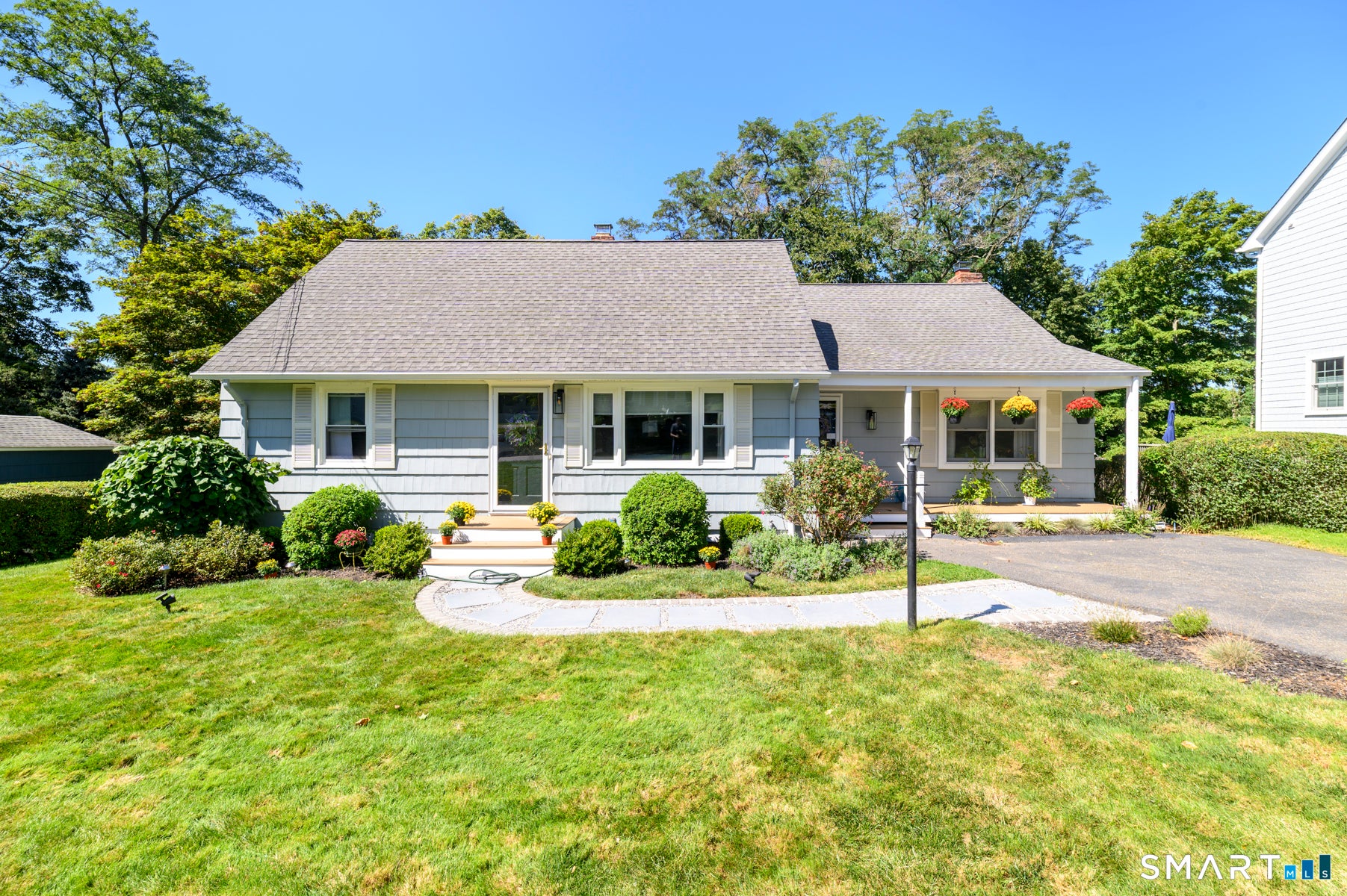 366 Brookside Drive — photo