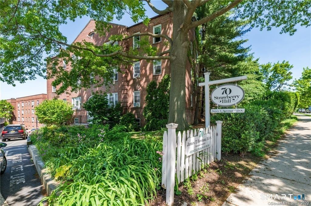 70 Strawberry Hill Avenue 5-2a — photo