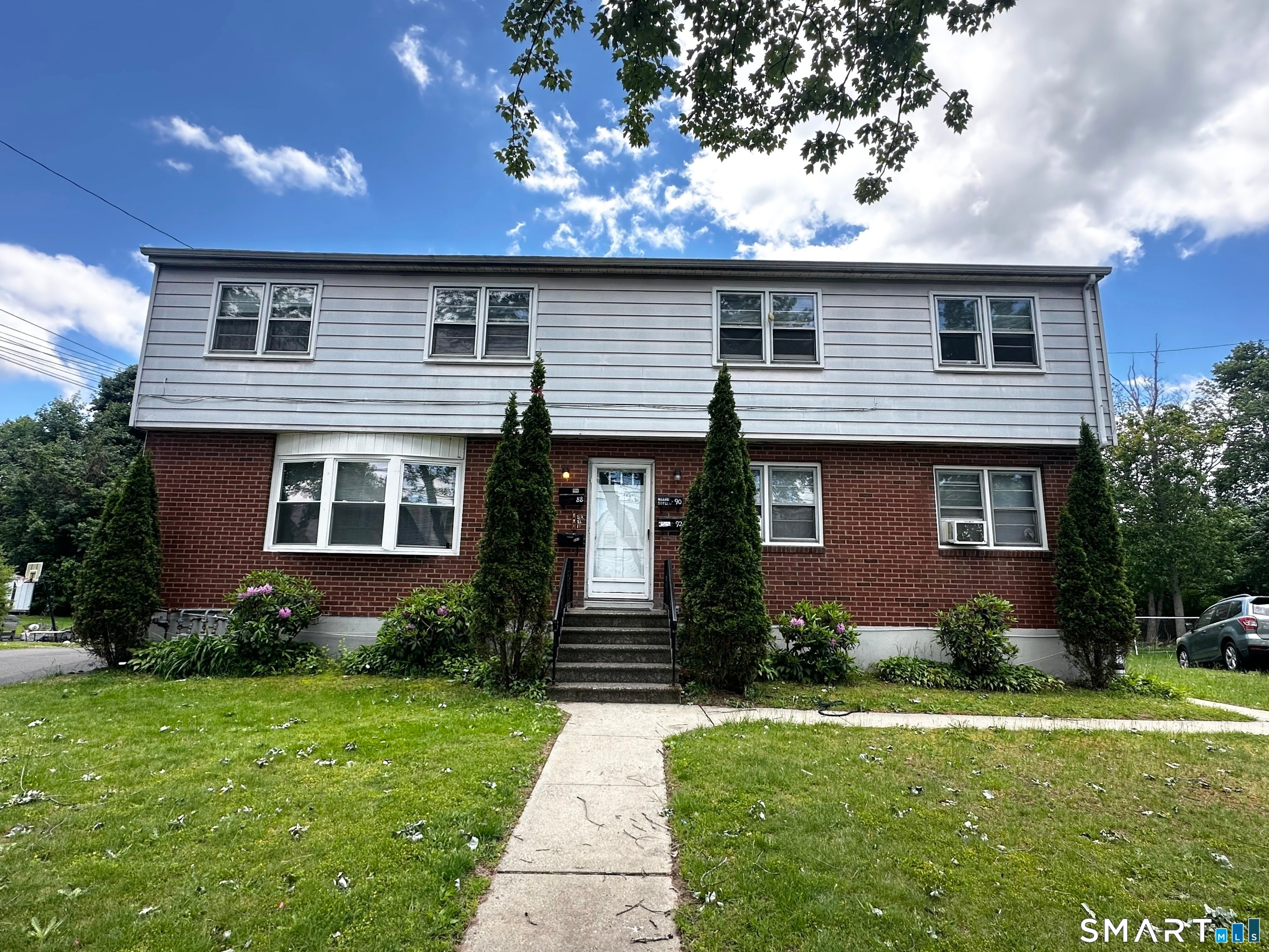 88 Elizabeth Ann Drive 2L — photo