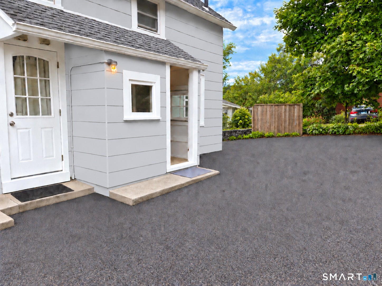 245 W. Glenville Road — photo
