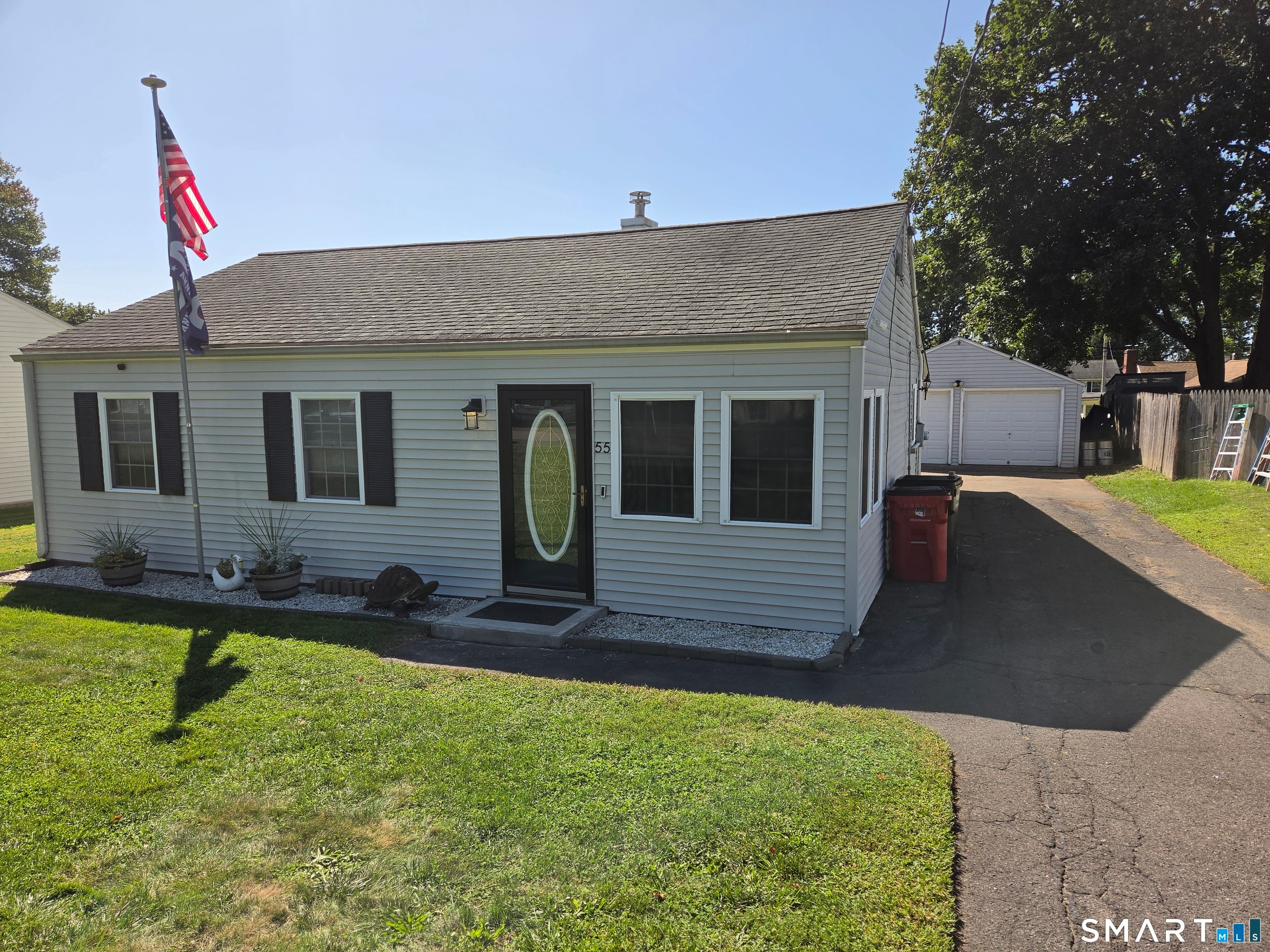 55 Circle Drive — photo