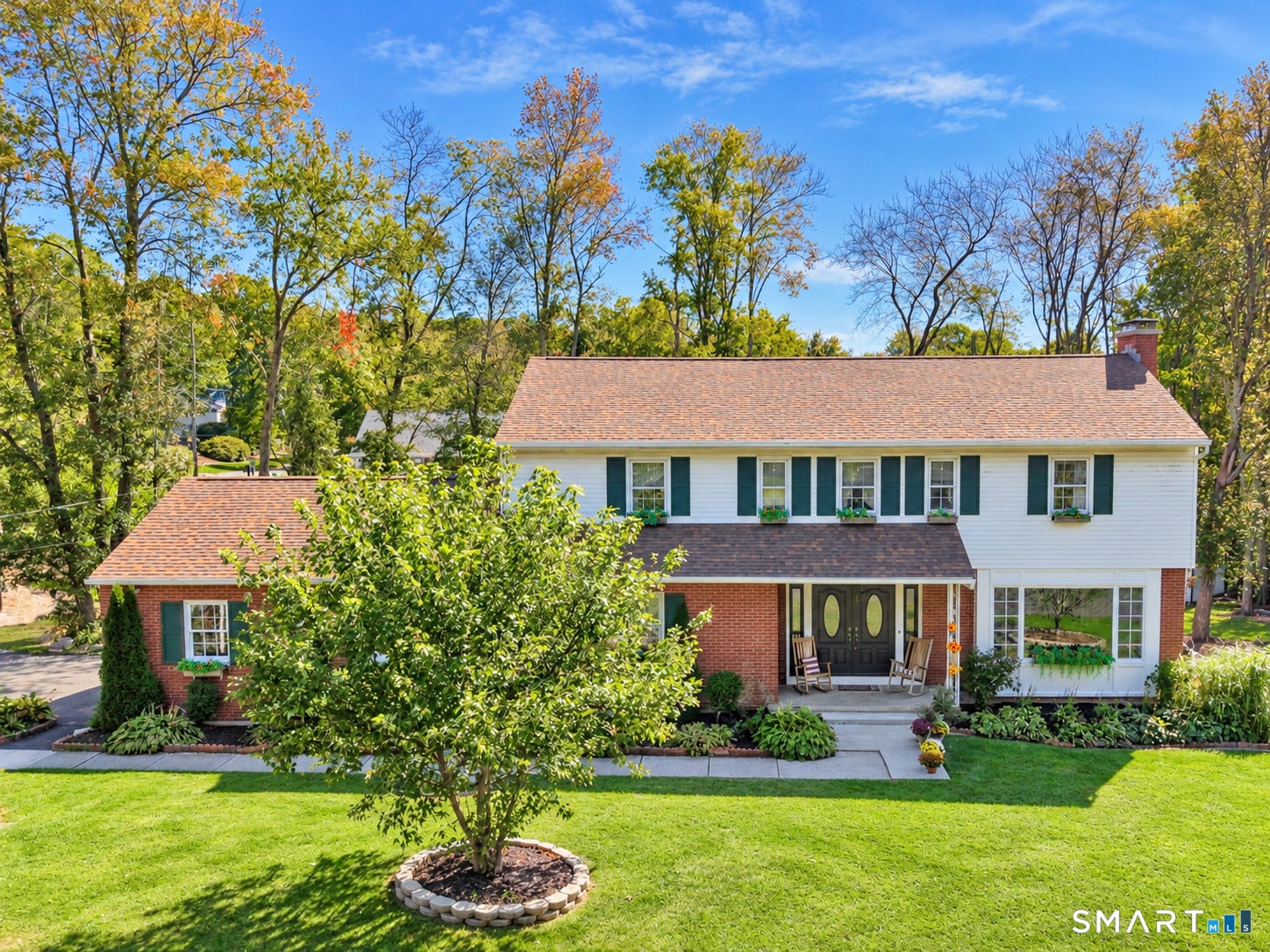 144 Chestnut Hill Road — photo