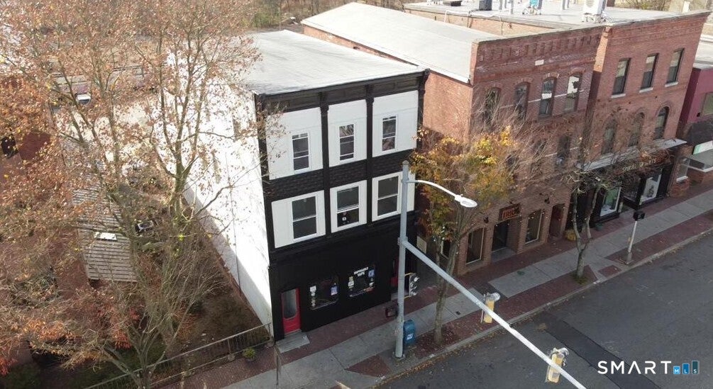 736 Main Street 1 — photo