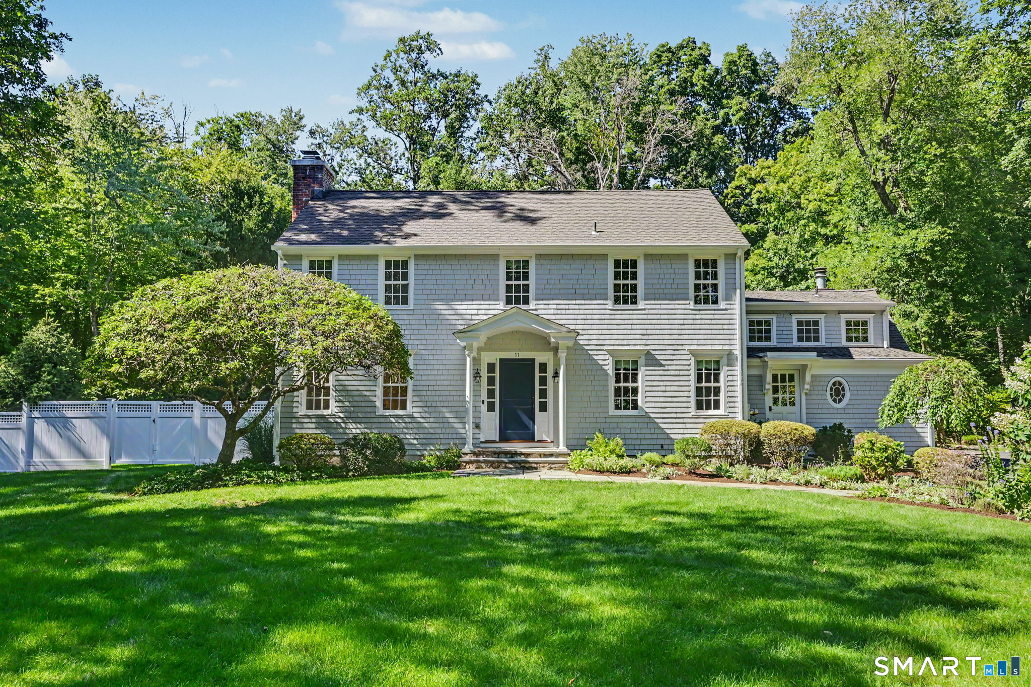 11 Greenbriar Lane — photo