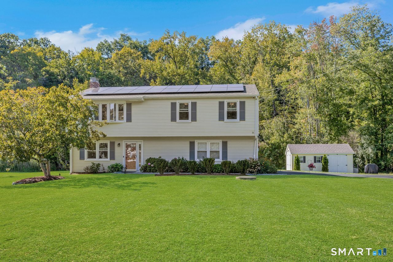 40 Greenridge Drive — photo