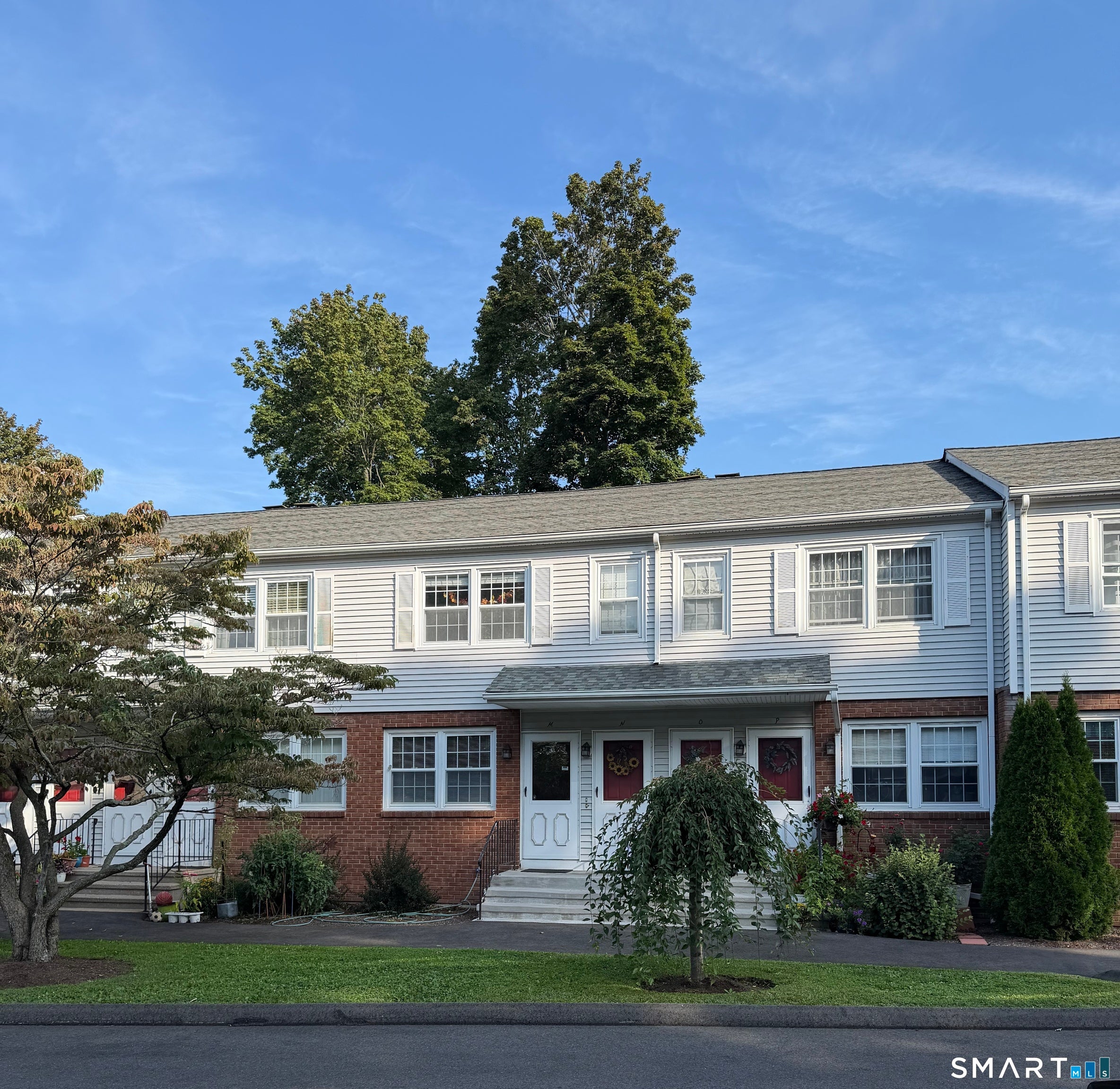 310 Booth Street M — photo