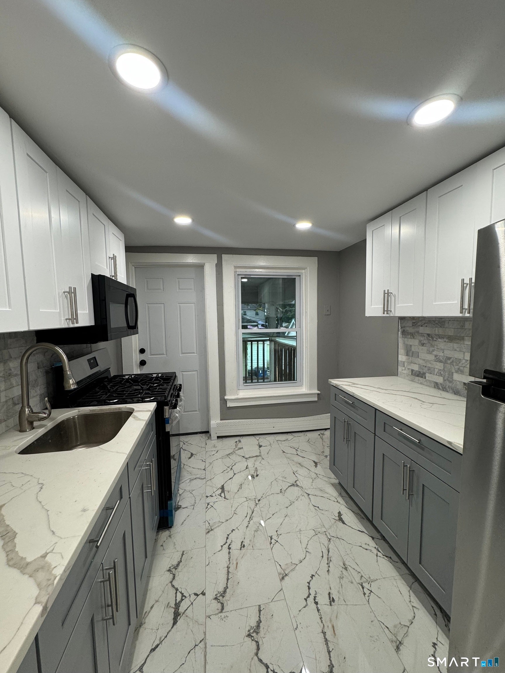 30 Davis Street 3 — photo