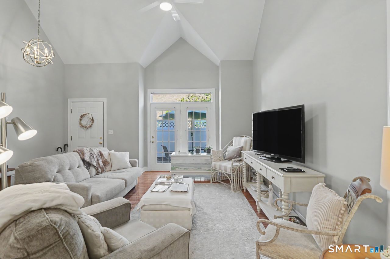 17 Southwick Court North 17 — photo
