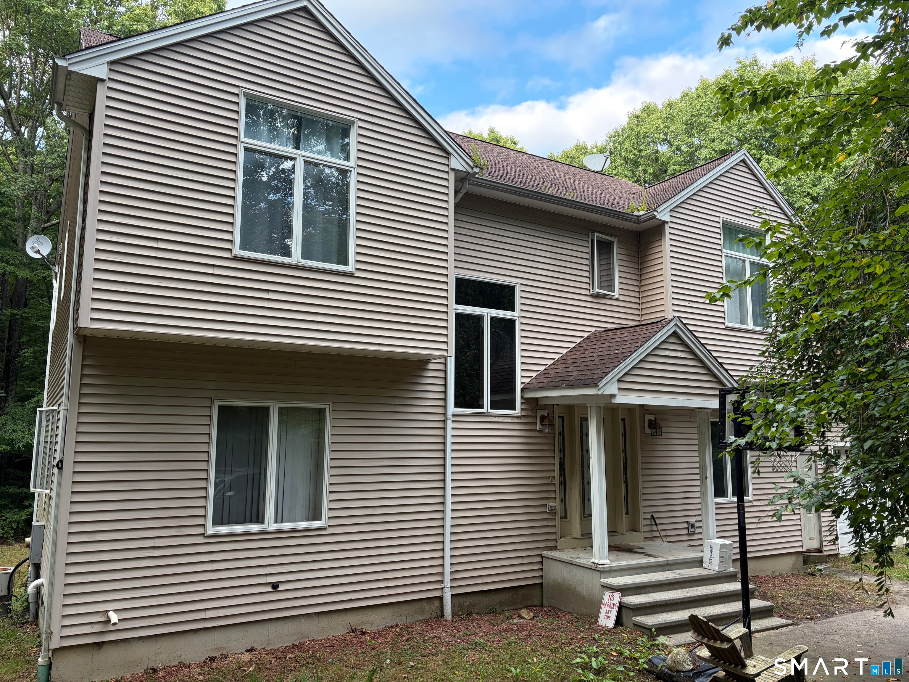 106 Hempel Drive — photo