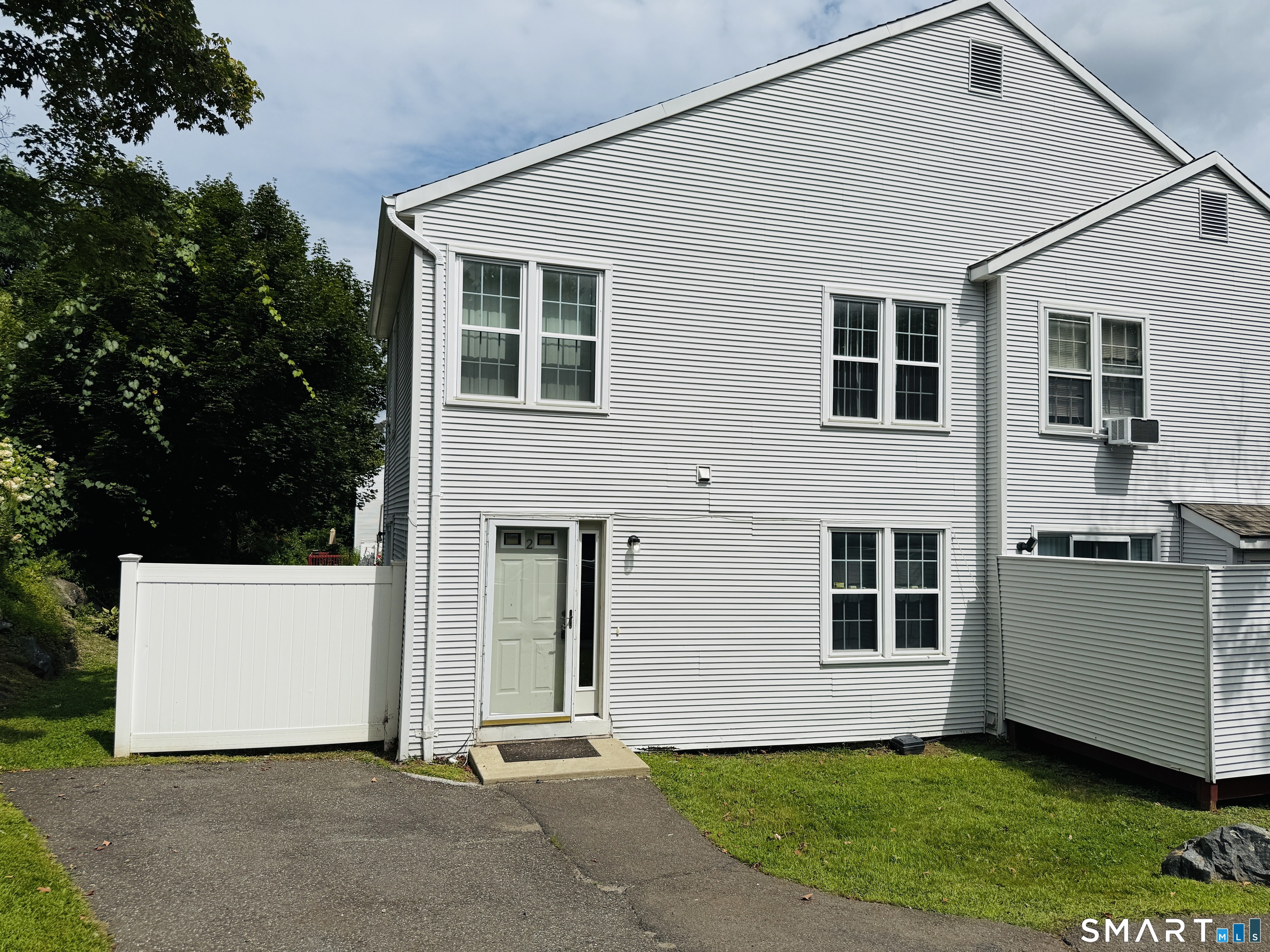 64 Deerwood Lane 2 — photo