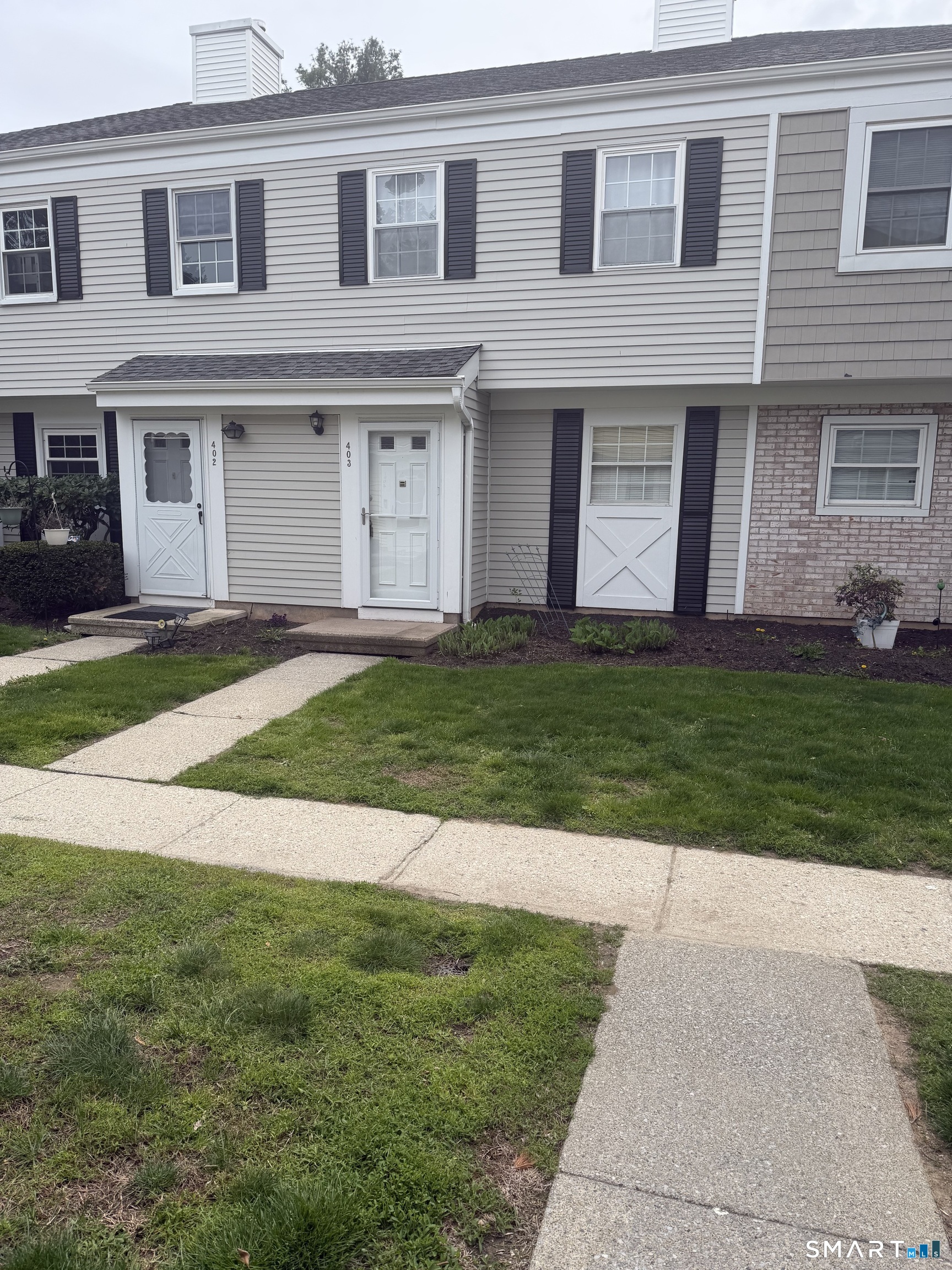 93 Park Avenue 403 — photo